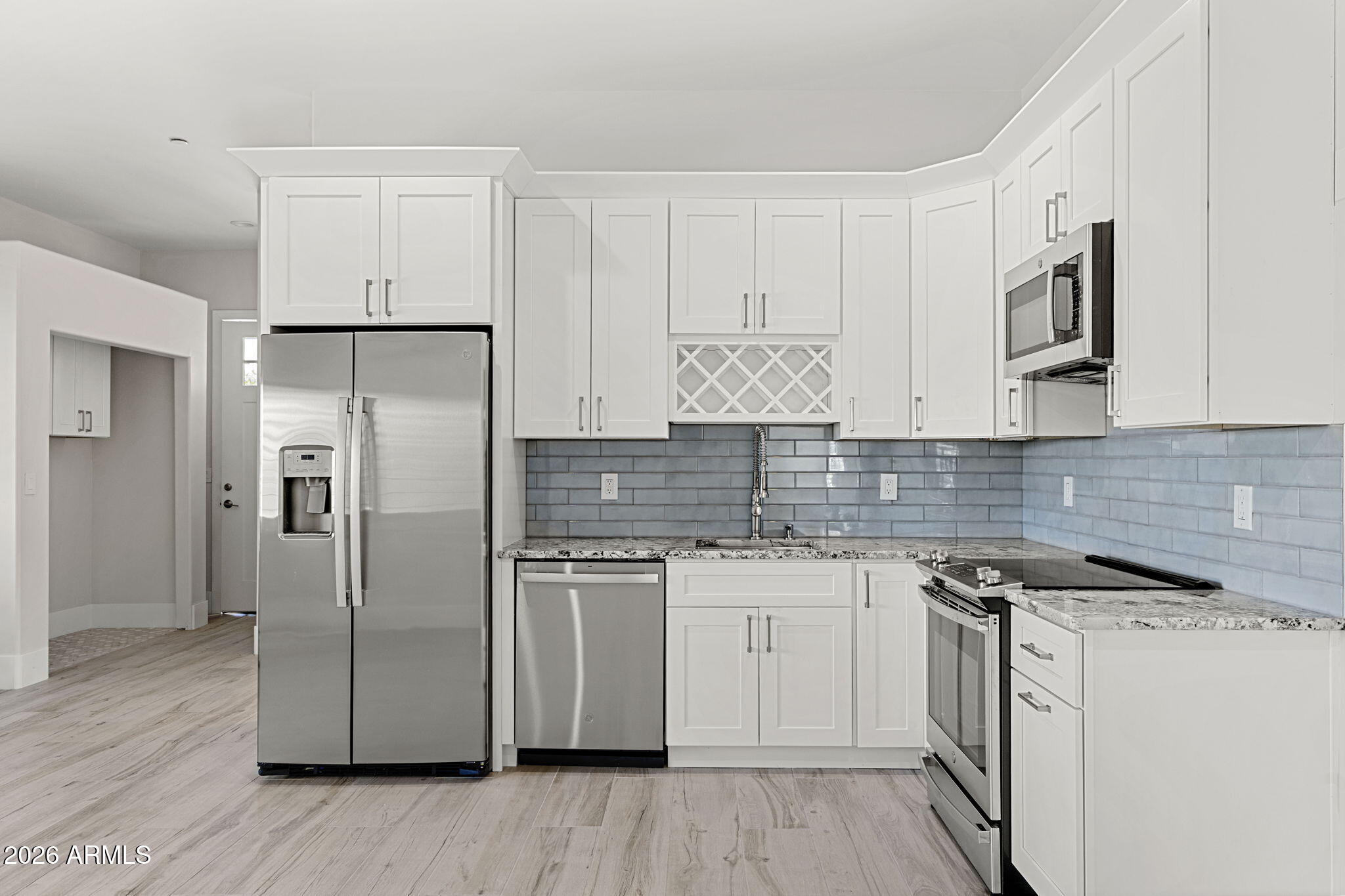 PARADISE VALLEY RANCHOS 2 - Residential