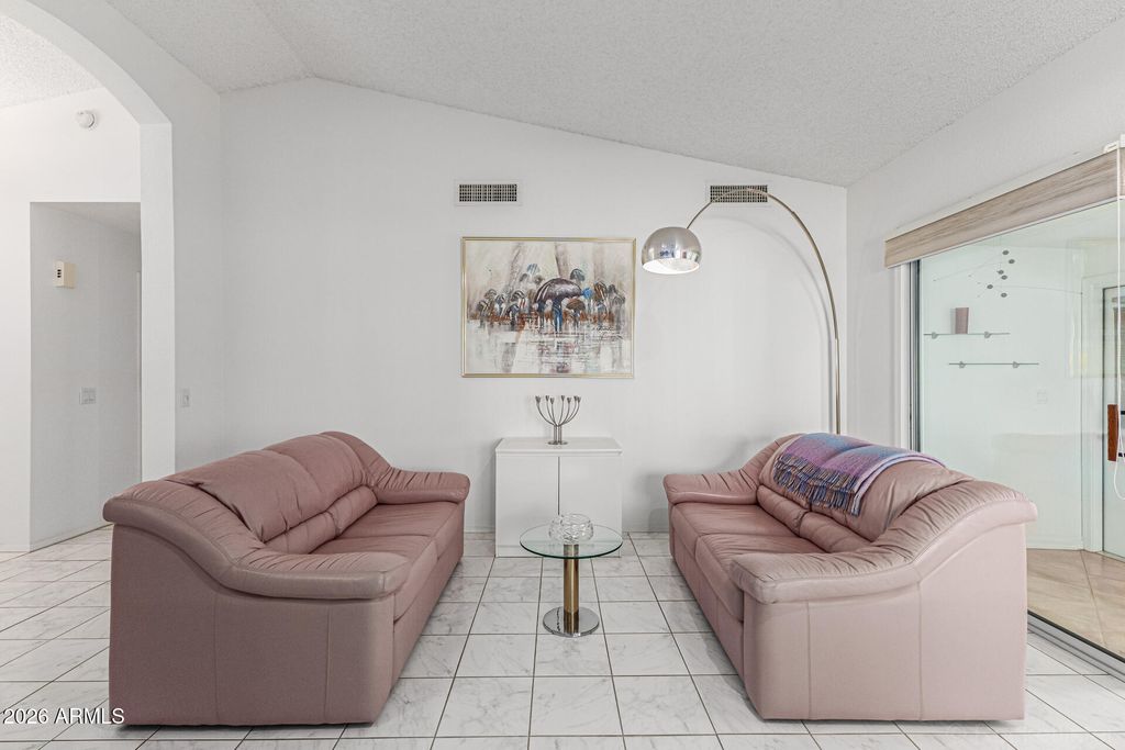 Photo of 1882 E Colonial Drive, Chandler, AZ 85249 (MLS # 6994356)