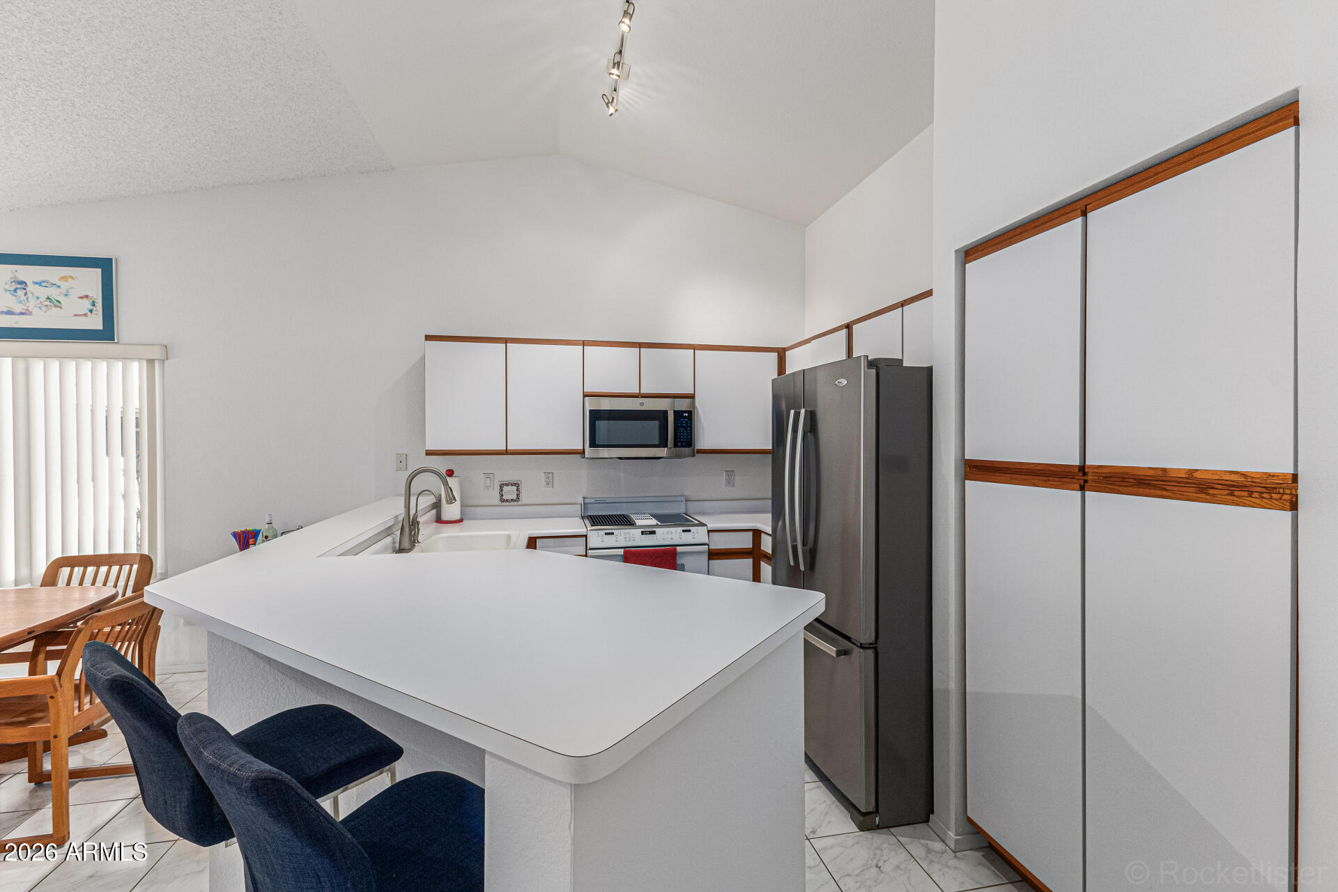 1882 E Colonial Drive