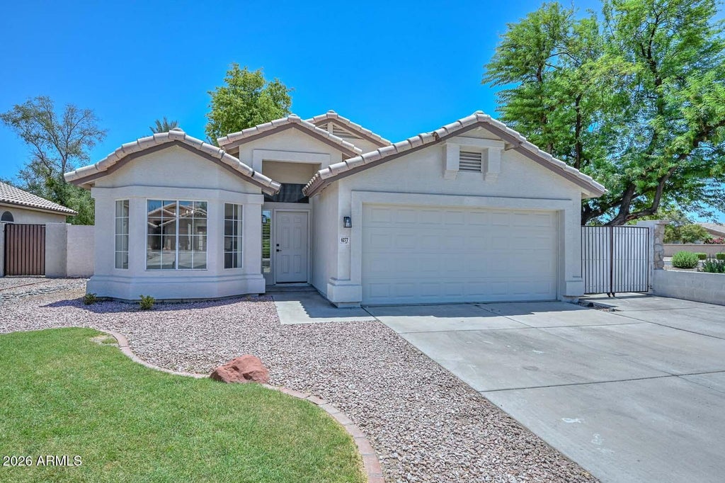 Photo of 6277 W Blackhawk Drive, Glendale, AZ 85308 (MLS # 7045341)
