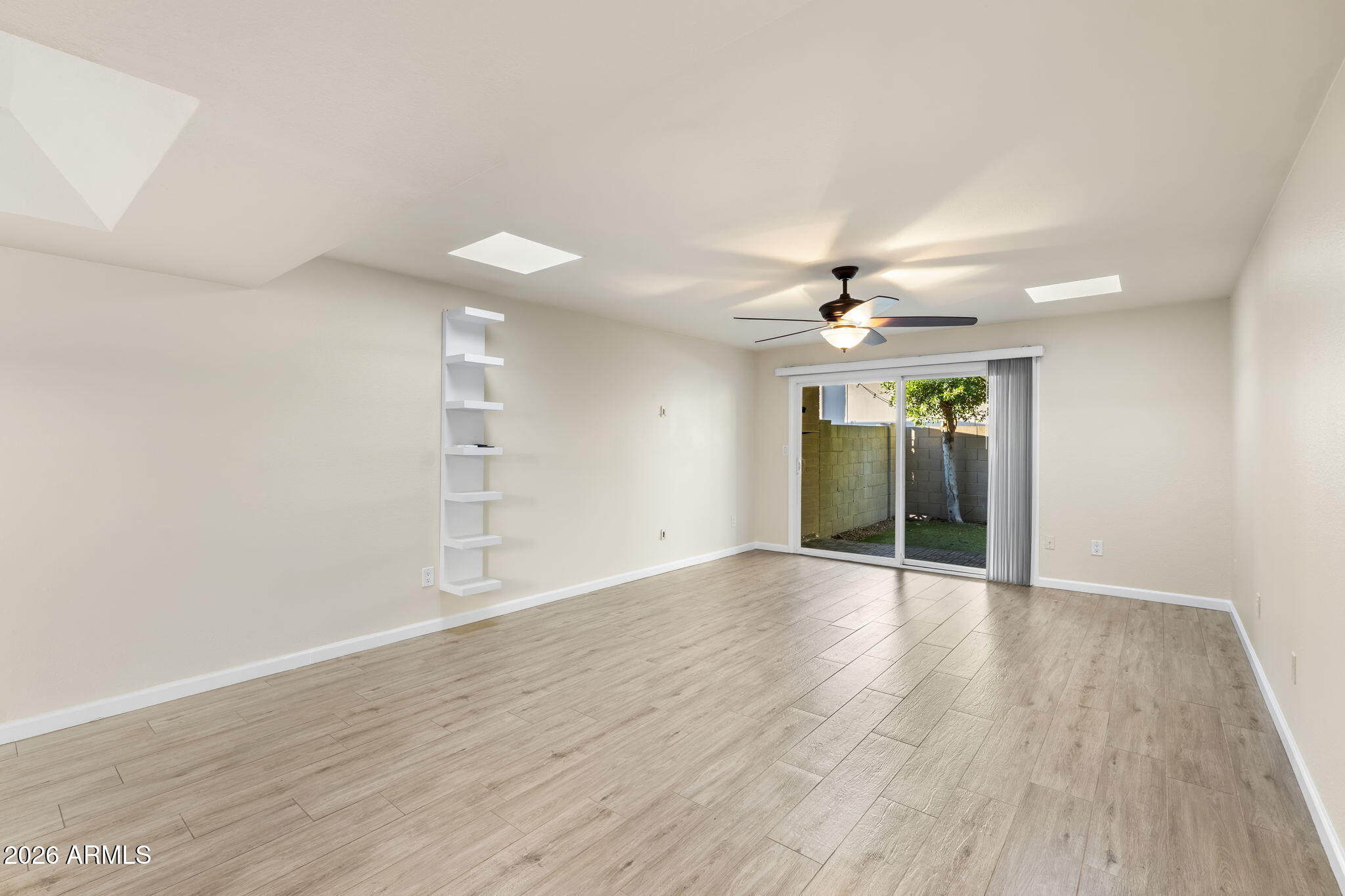 606 E COLGATE Drive