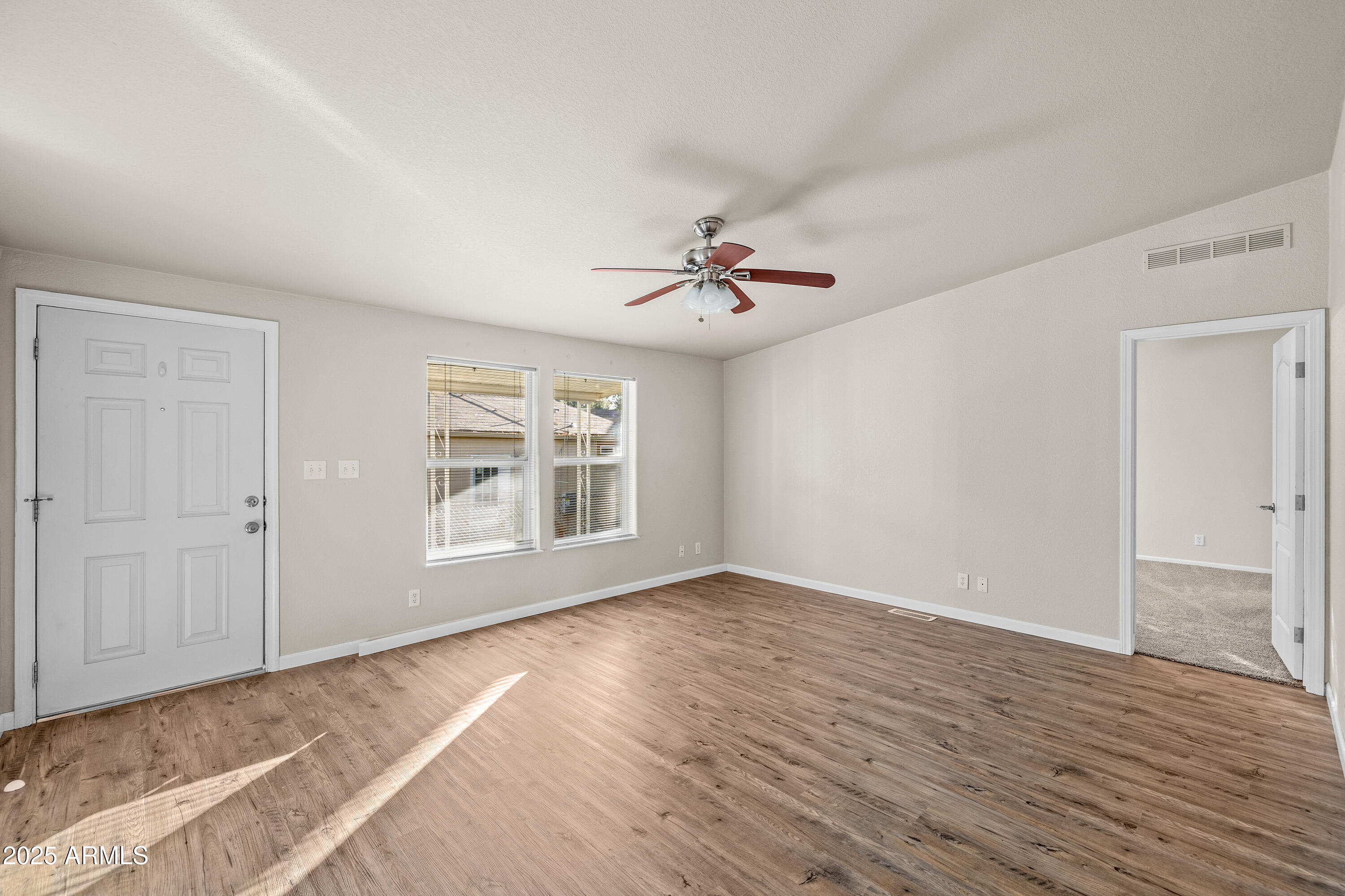 4363 E Wintergreen Road