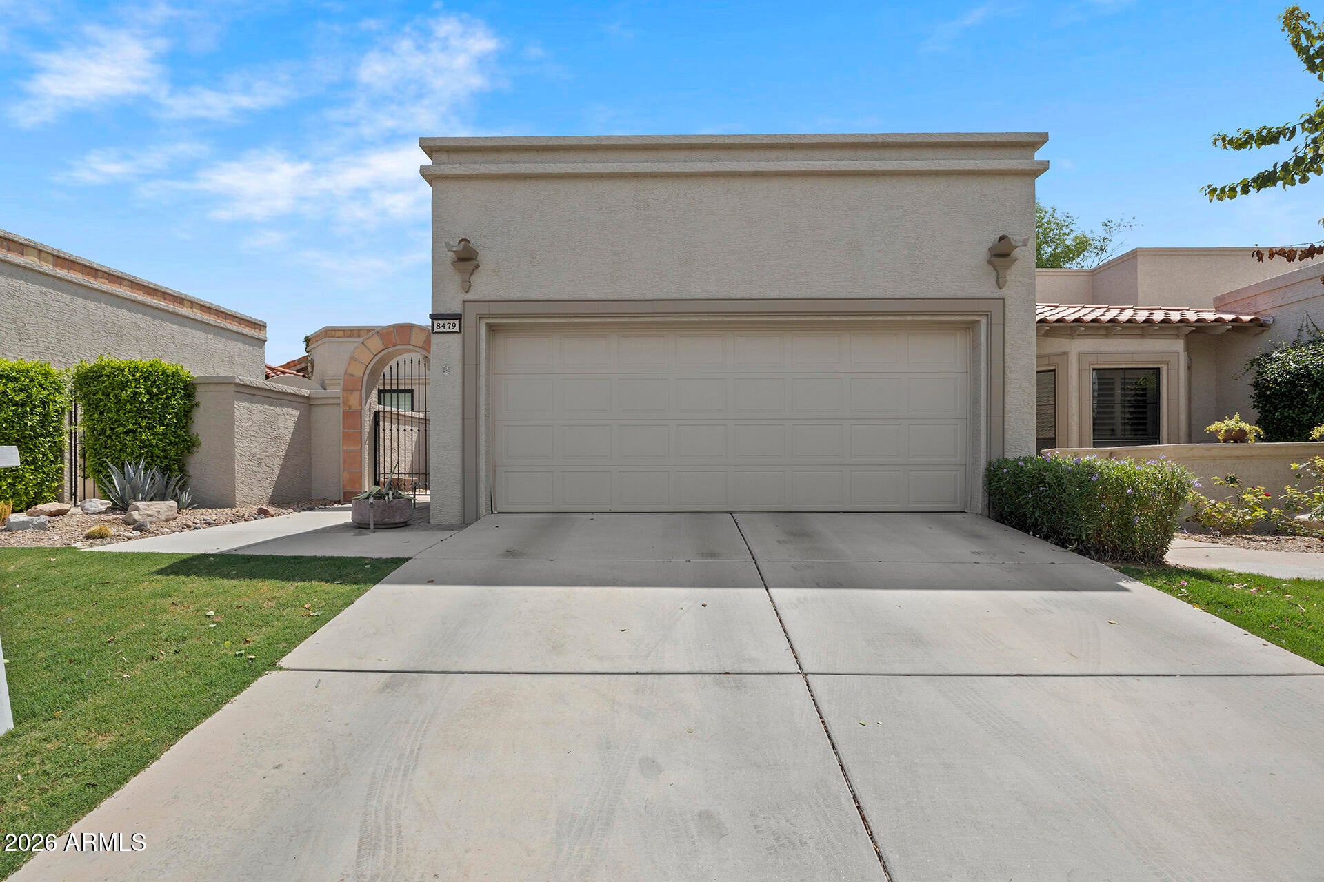 8479 N 84TH Place
