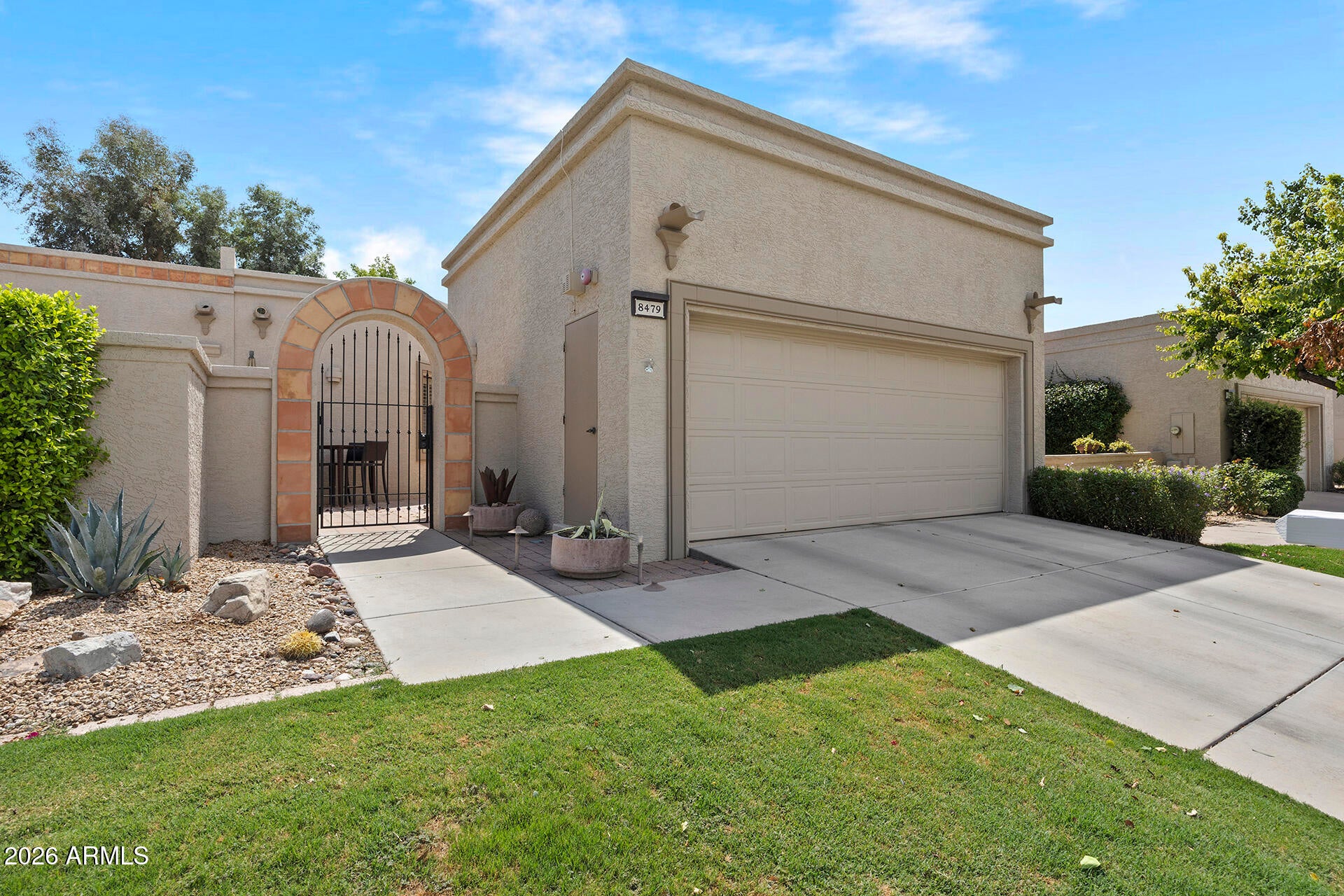 8479 N 84TH Place