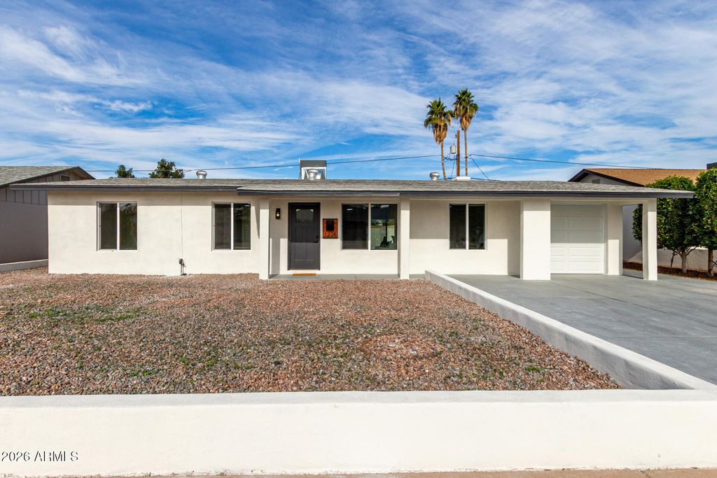 Photo of 1228 E Broadmor Drive, Tempe, AZ 85282 (MLS # 6964832)