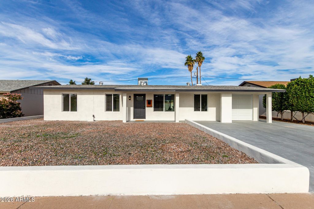 Photo of 1228 E Broadmor Drive, Tempe, AZ 85282 (MLS # 6964832)