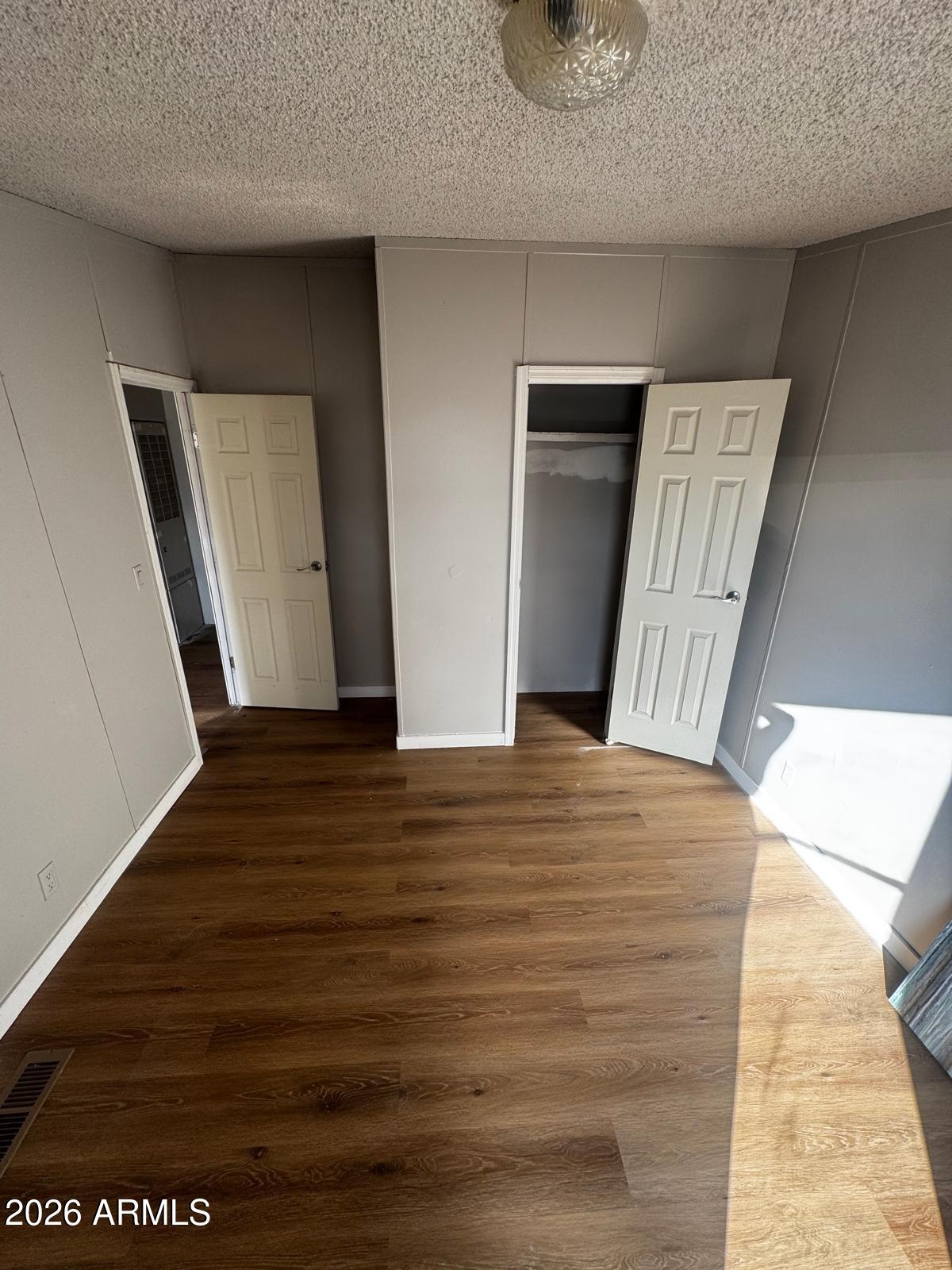 53679 W Barnes Road 8