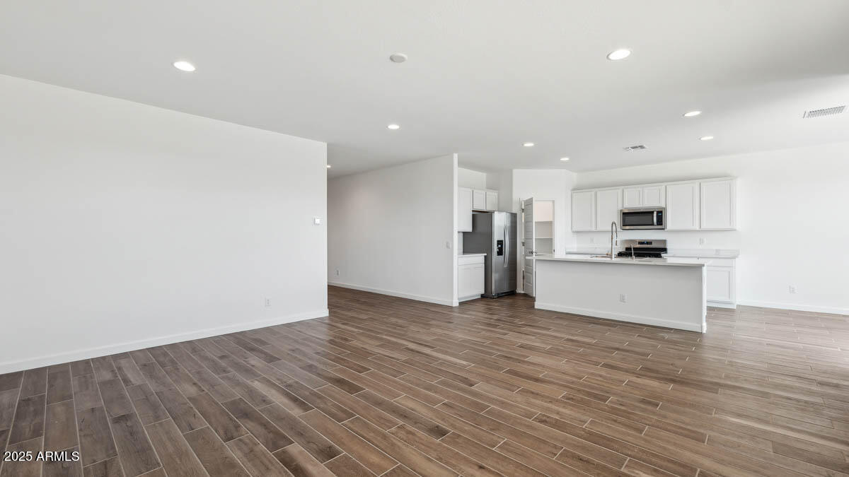 5699 E Rosina Dell Place