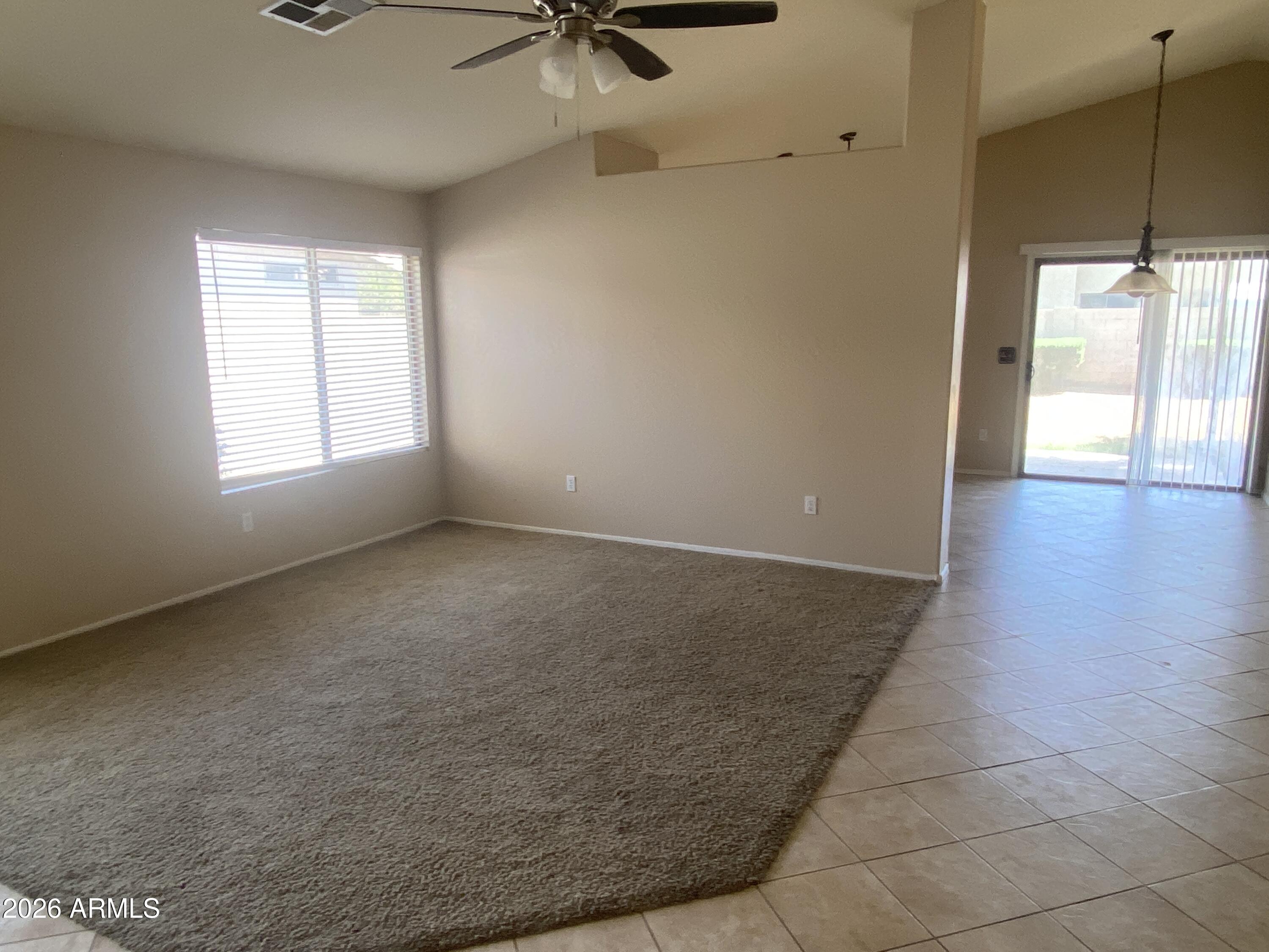 2033 E SARATOGA Street