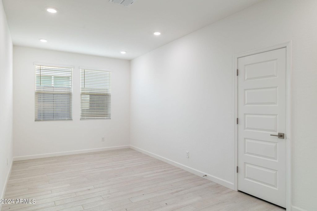 Photo of 6963 W Buckhorn Trail, Peoria, AZ 85383 (MLS # 6958102)