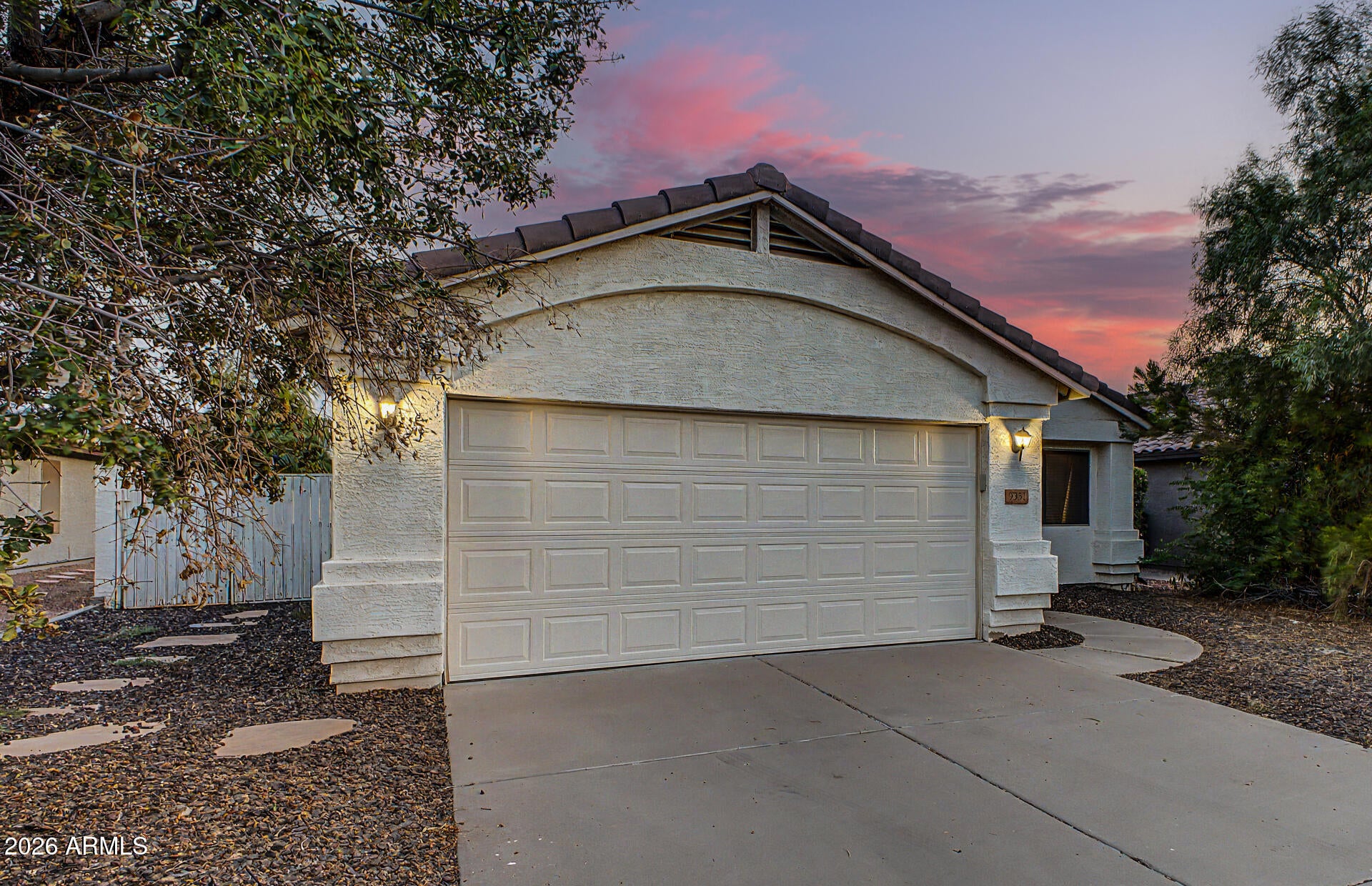 9351 E NOPAL Avenue