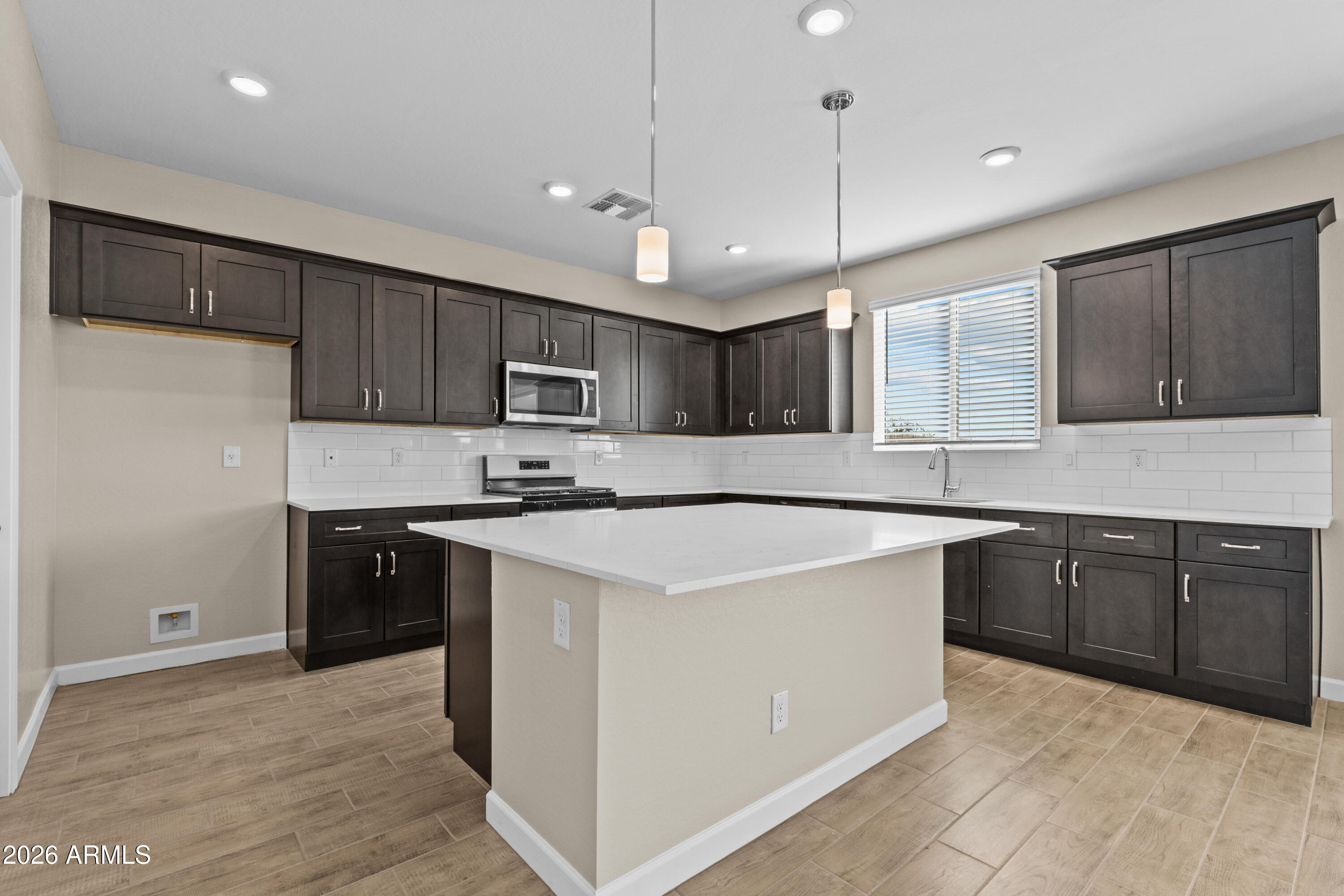 16805 W CAVEDALE Drive