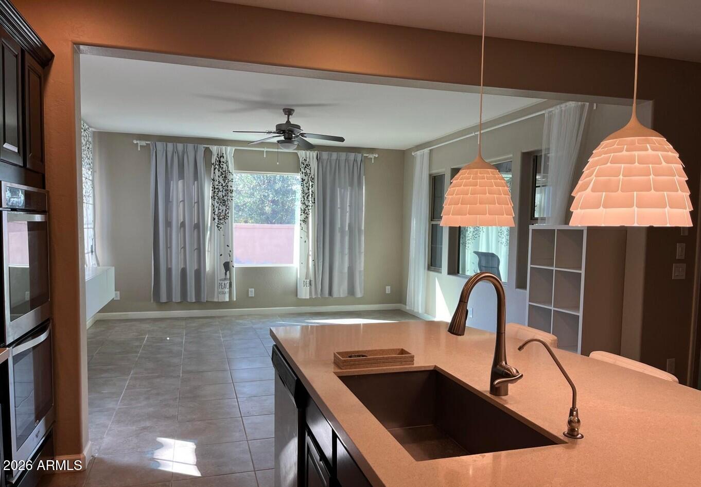 1965 W GRAND CANYON Drive