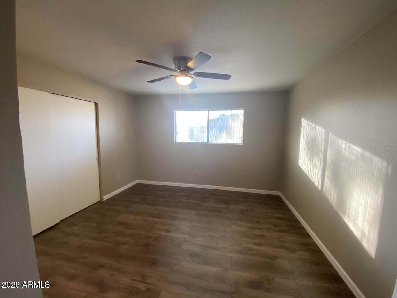 3352 W HARMONT Drive 3