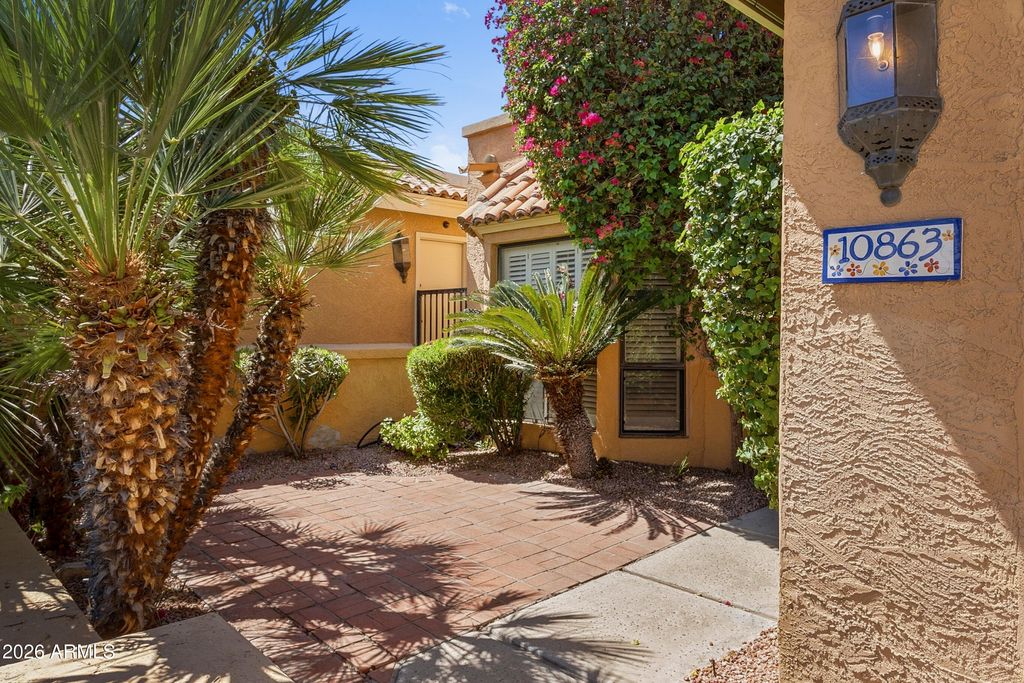 Photo of 10863 N 10th Place, Phoenix, AZ 85020 (MLS # 7028528)
