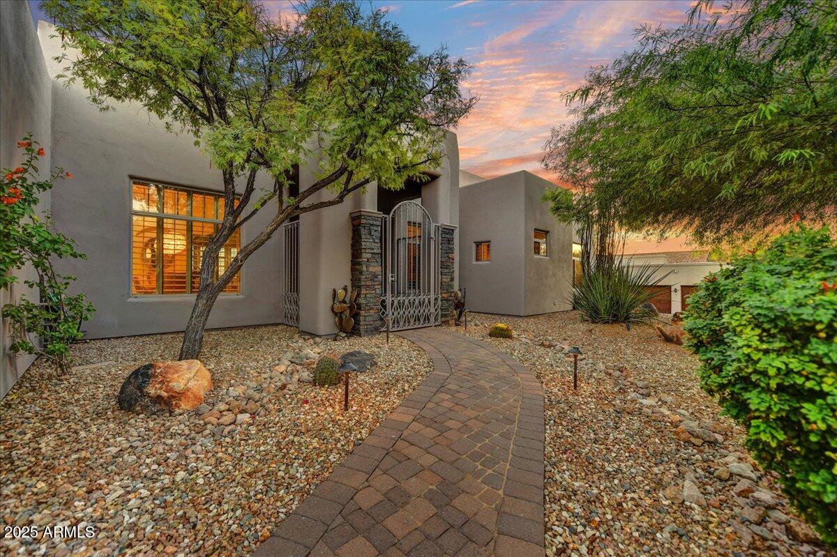 Scottsdale, Arizona 85255, United States, 4 Bedrooms Bedrooms, ,4 BathroomsBathrooms,Residential,Active,86225