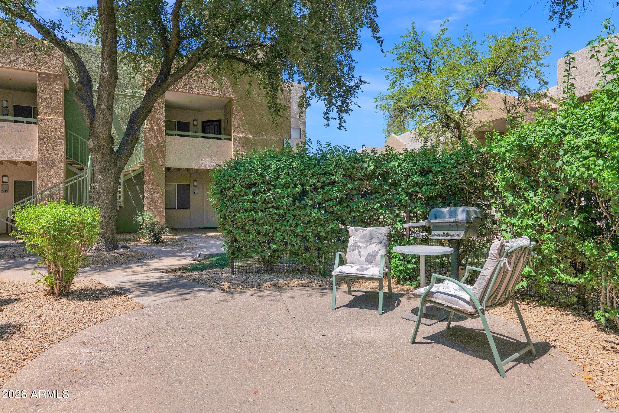 1295 N ASH Street 624