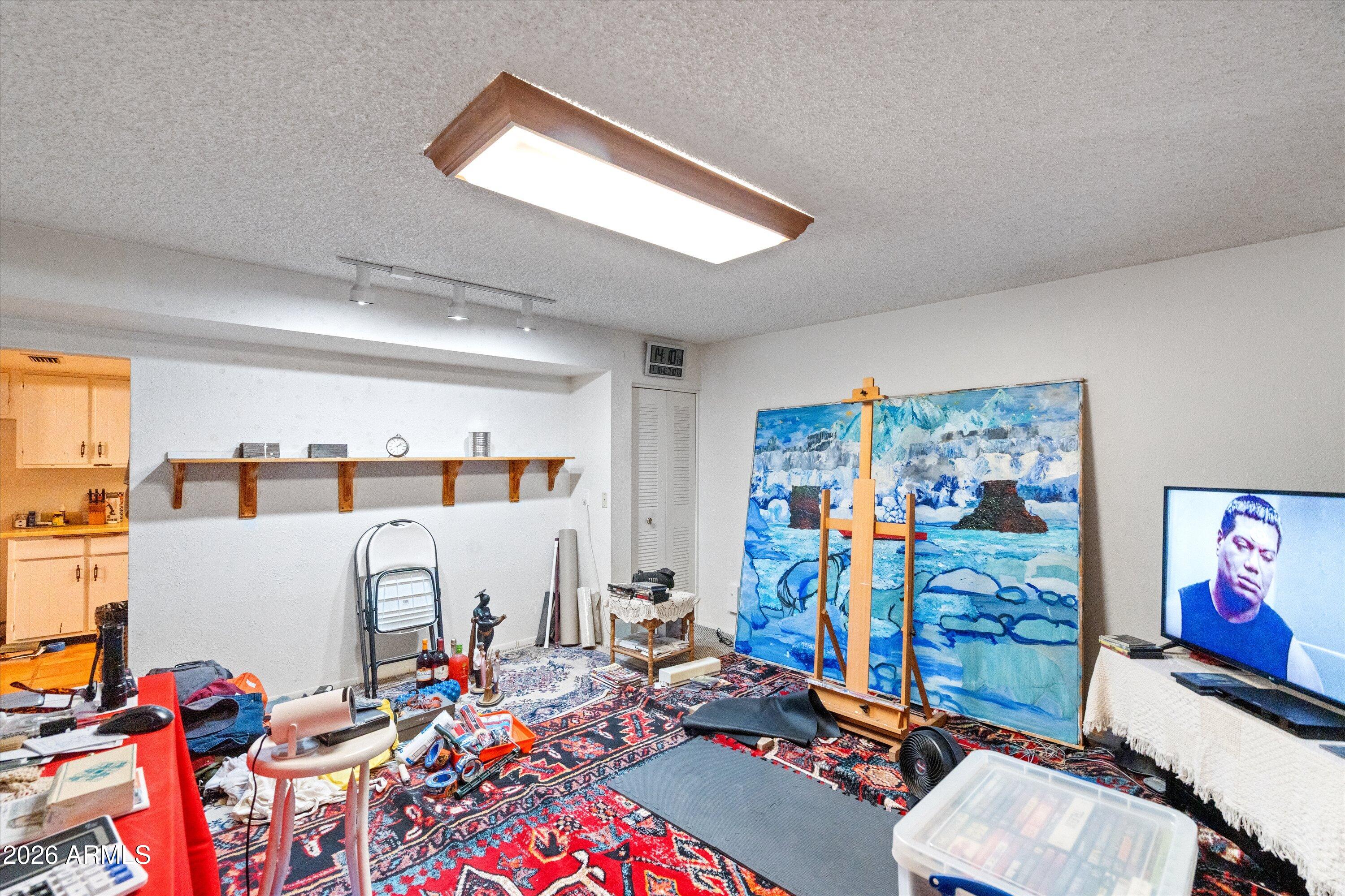 845 S VALENCIA --