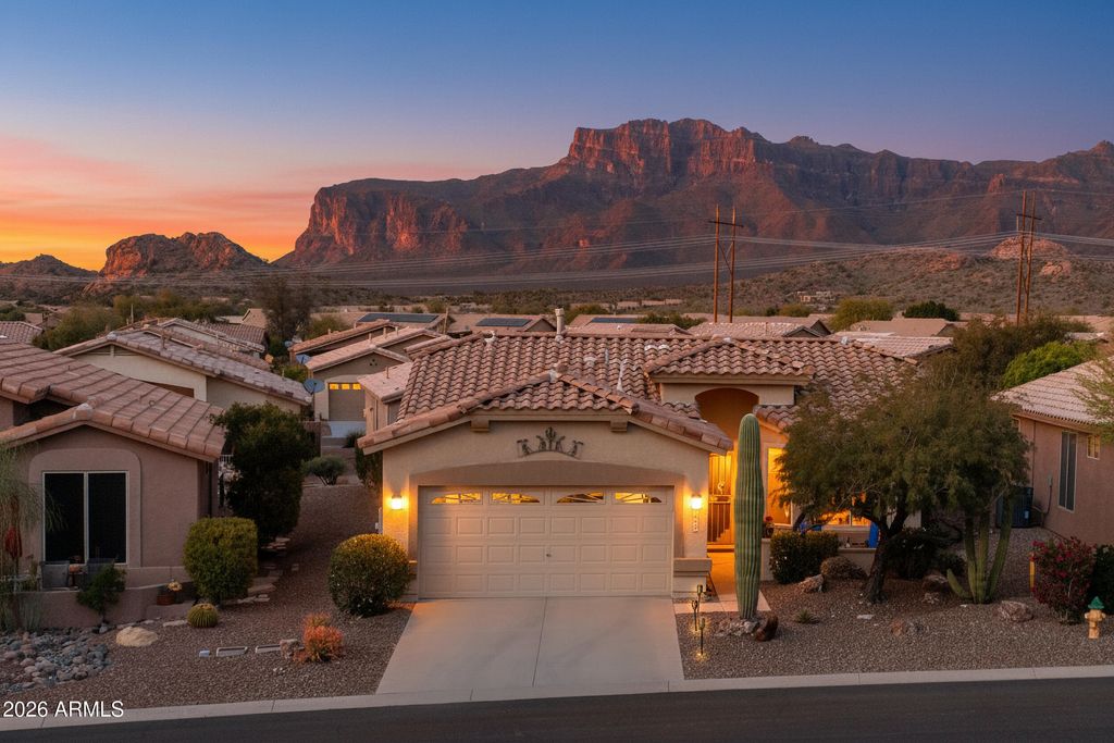 Photo of 6507 S Par Court, Gold Canyon, AZ 85118 (MLS # 6978597)