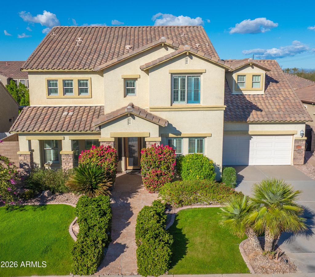 Photo of 3158 E Turnberry Drive, Gilbert, AZ 85298 (MLS # 6972322)