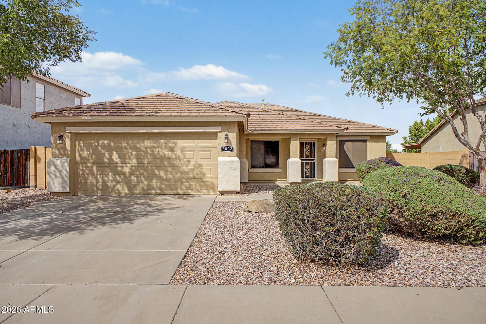 2892 W GOLDMINE MOUNTAIN Drive
