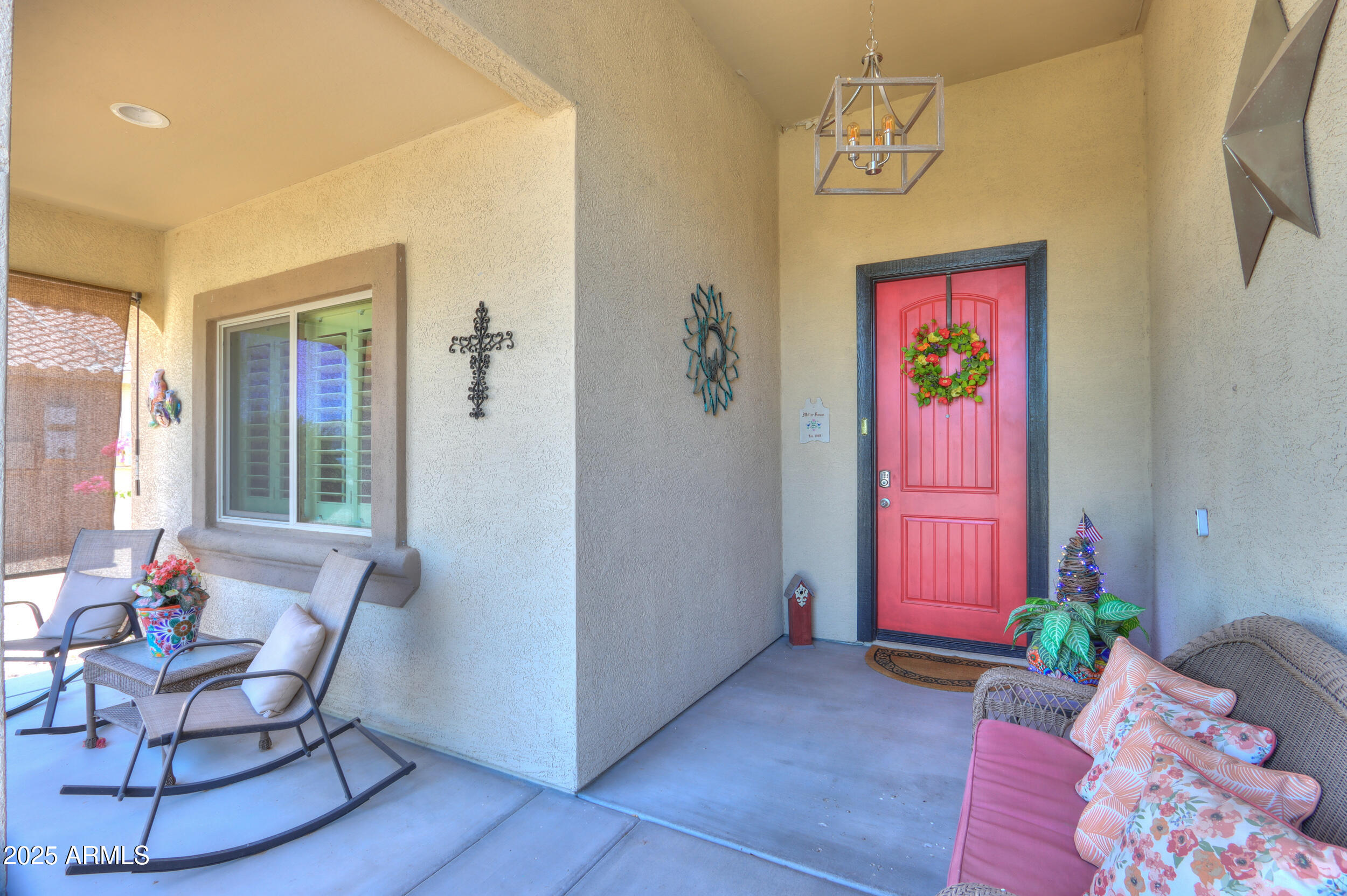 803 W JUDI Drive W