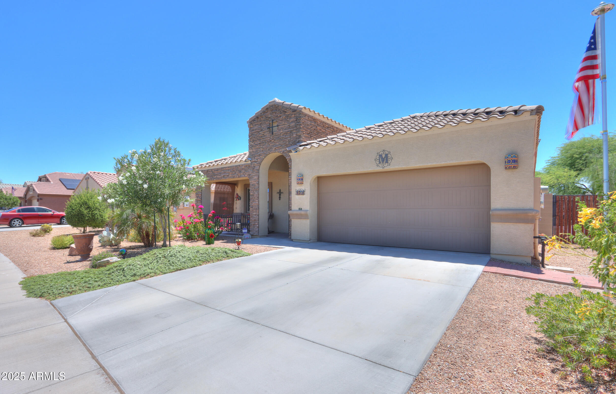 803 W JUDI Drive W