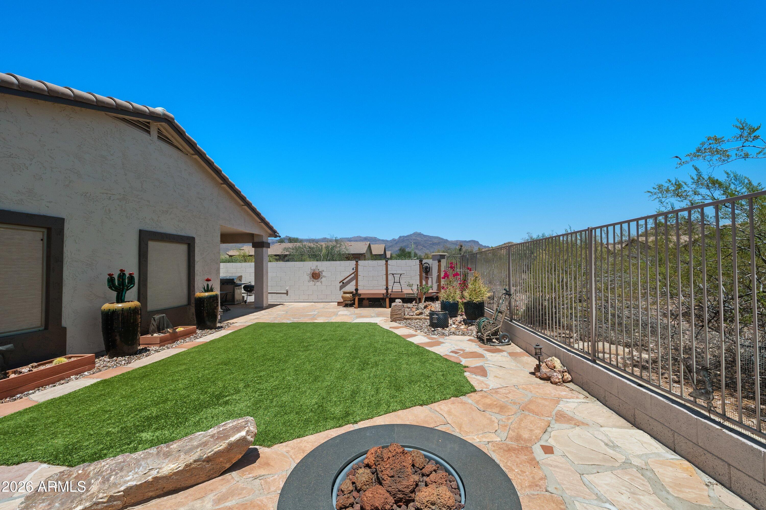 Superstition Foothills - Residential