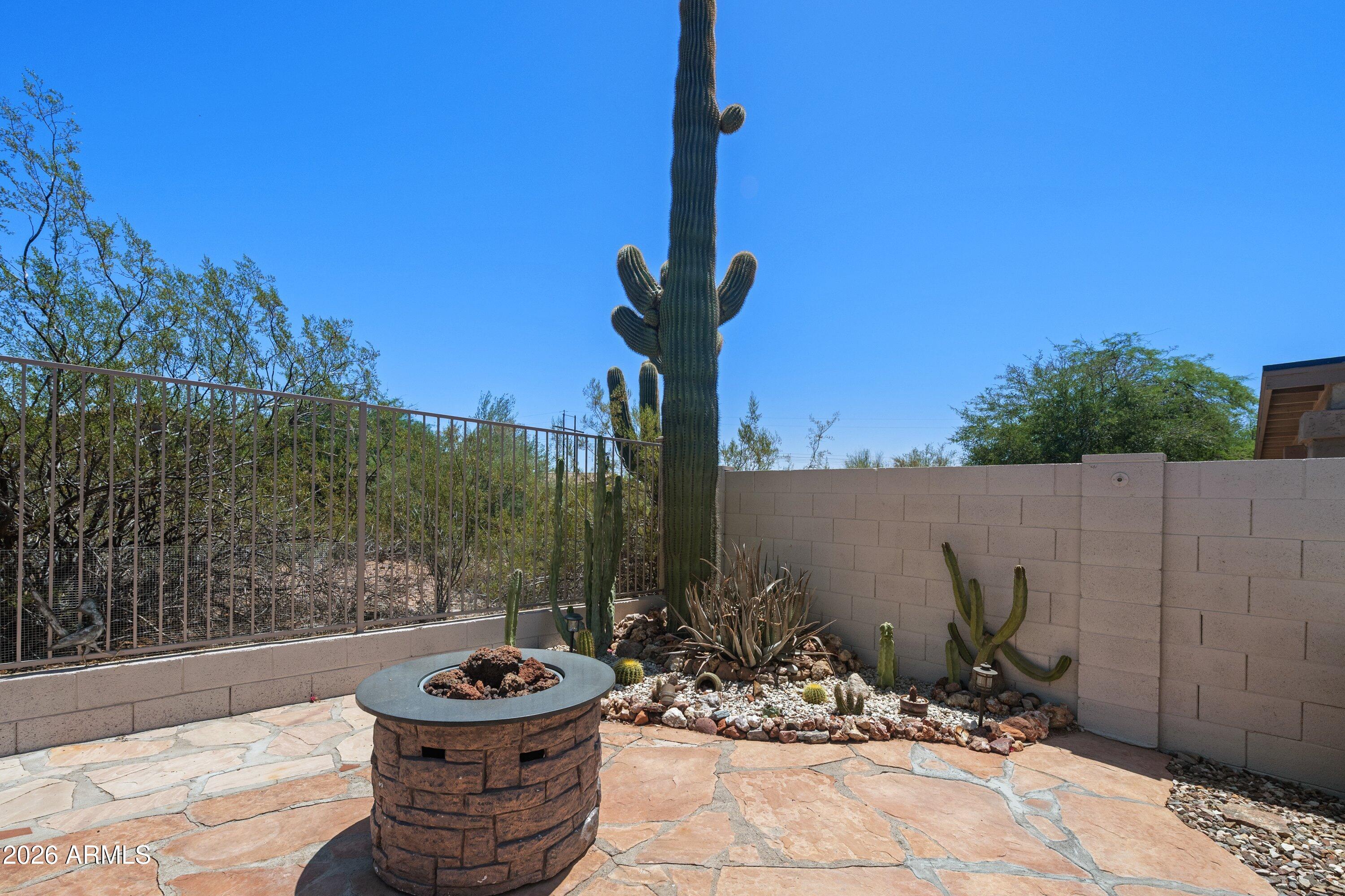 Superstition Foothills - Residential