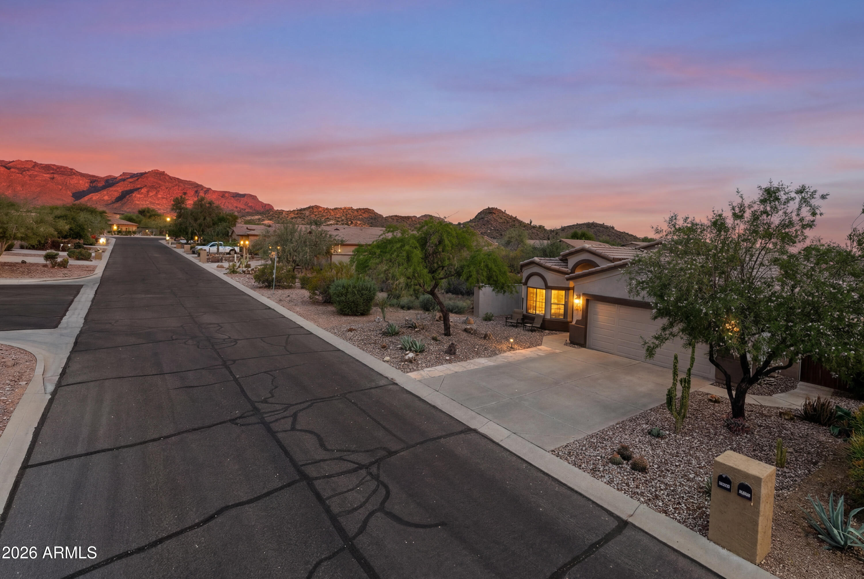 Superstition Foothills - Residential