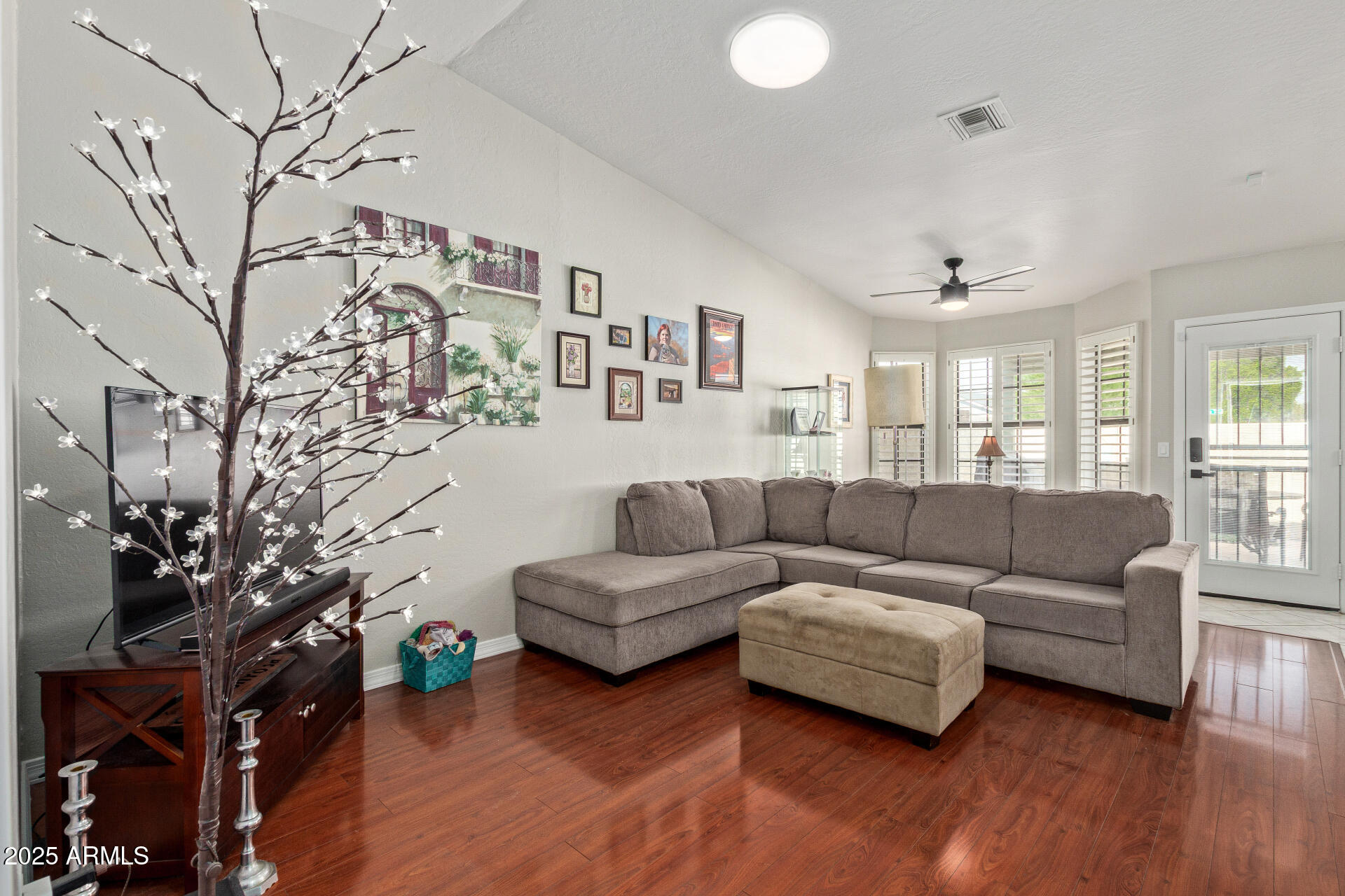 Homes 2 1500 N SUNVIEW Parkway 81