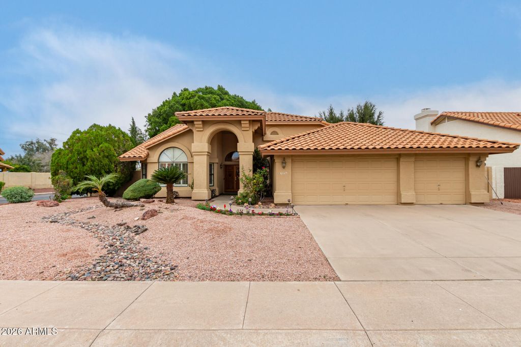Photo of 920 W Iris Drive, Gilbert, AZ 85233 (MLS # 6961342)