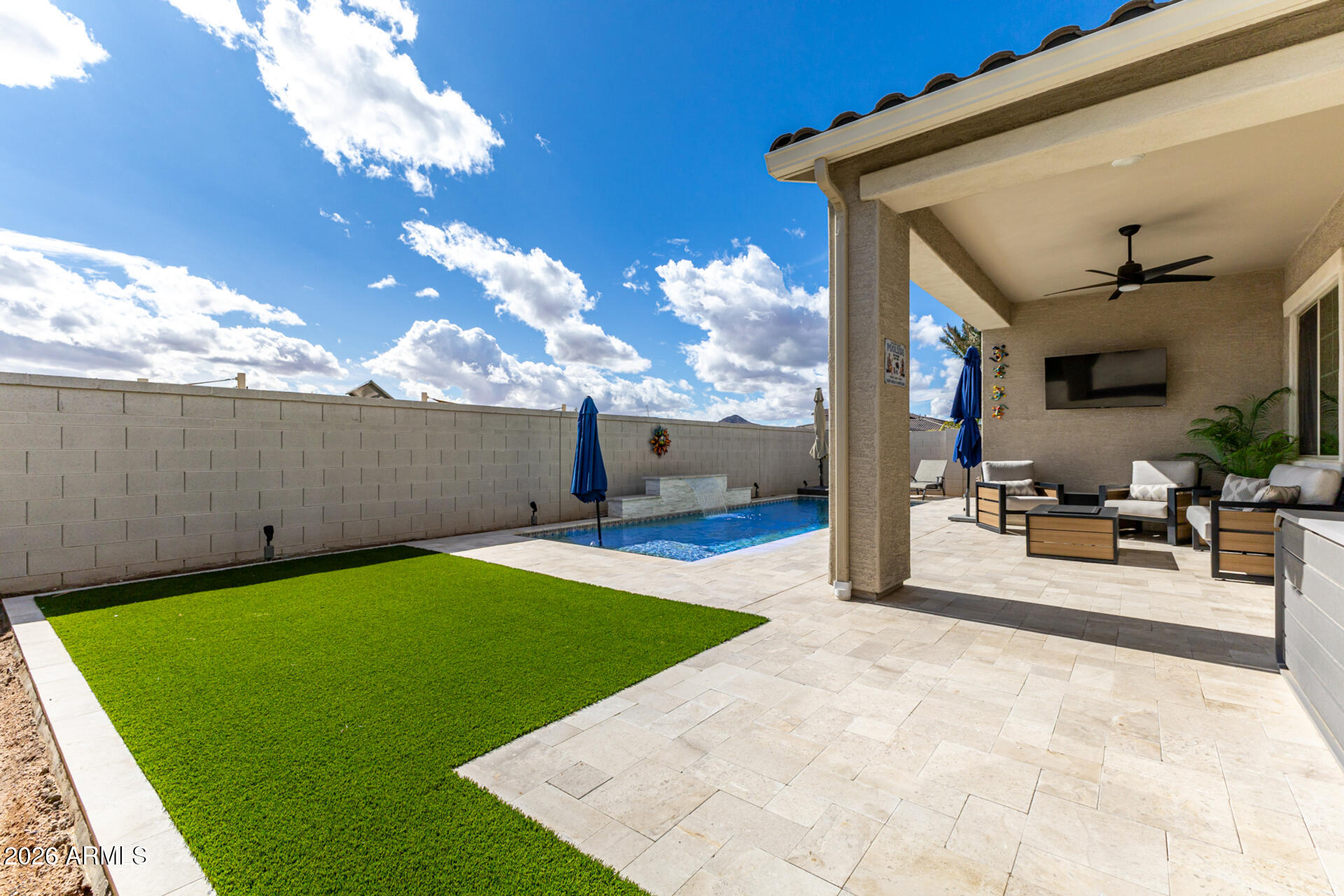 Properties 2 23095 E WATFORD Drive