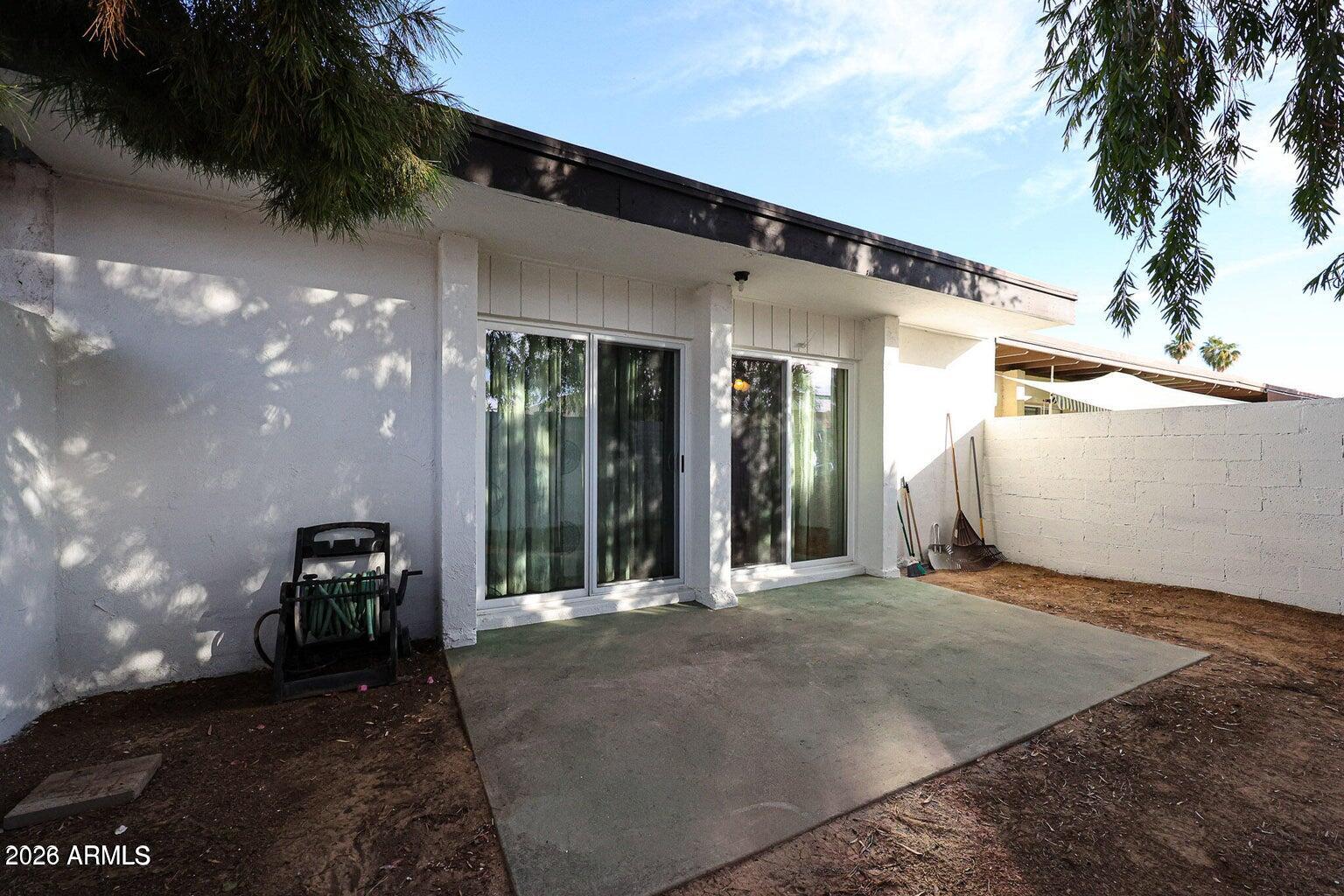 194 E Laguna Drive E