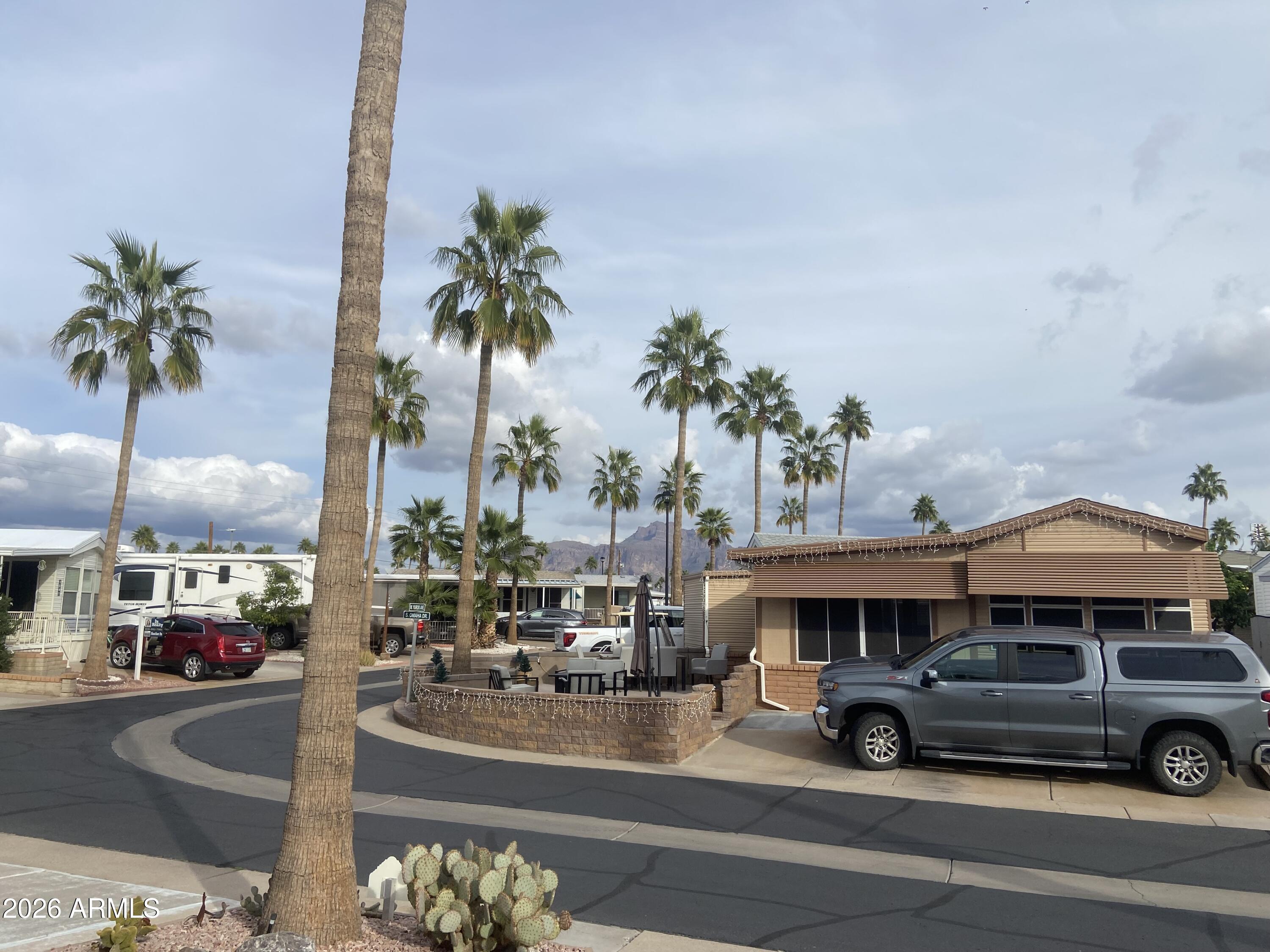 1537 S Omaha Drive 537