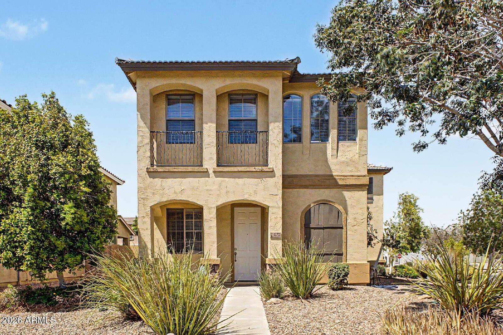 4172 E SANTA FE Lane