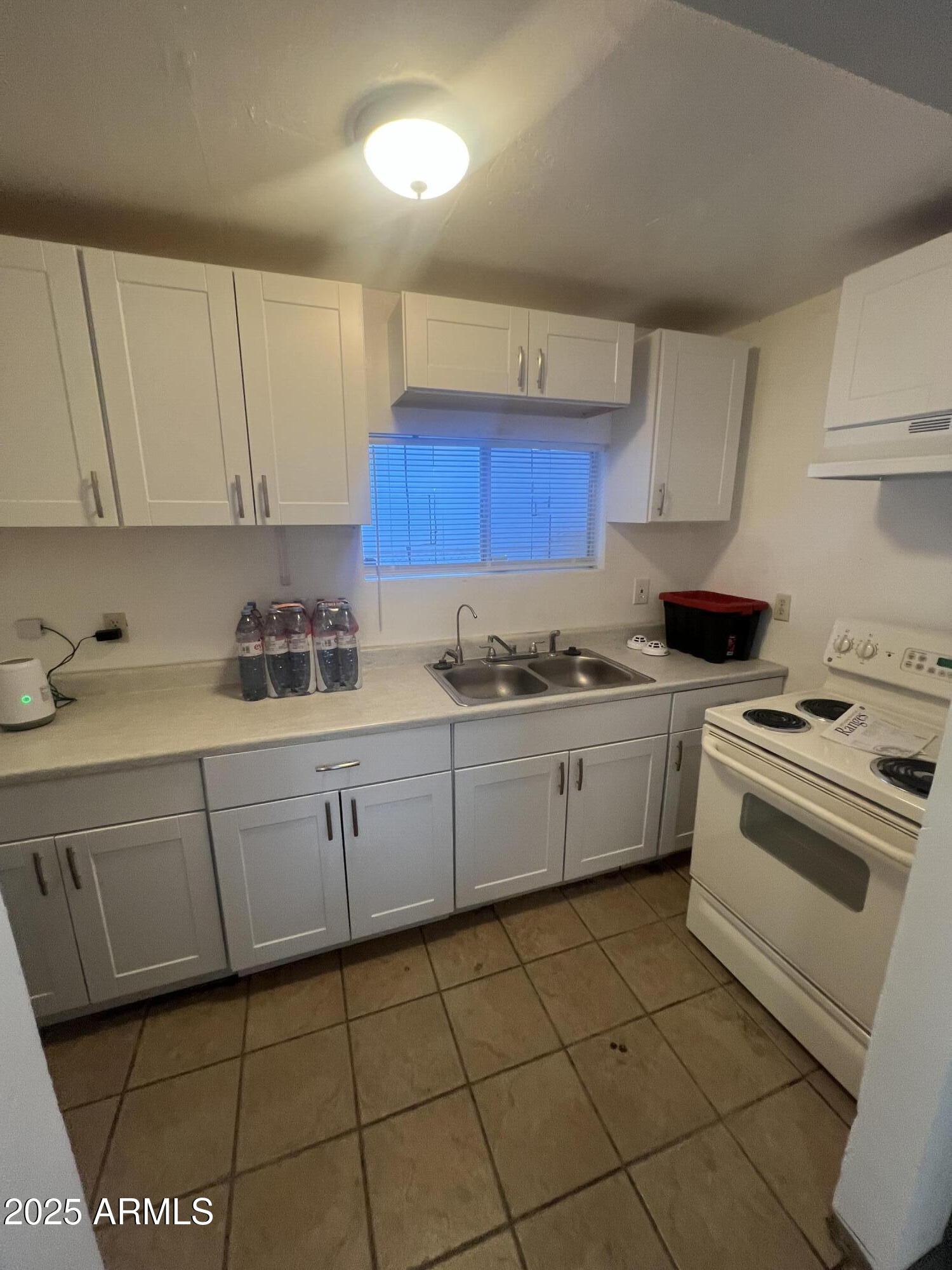 9472 E EMELITA Avenue