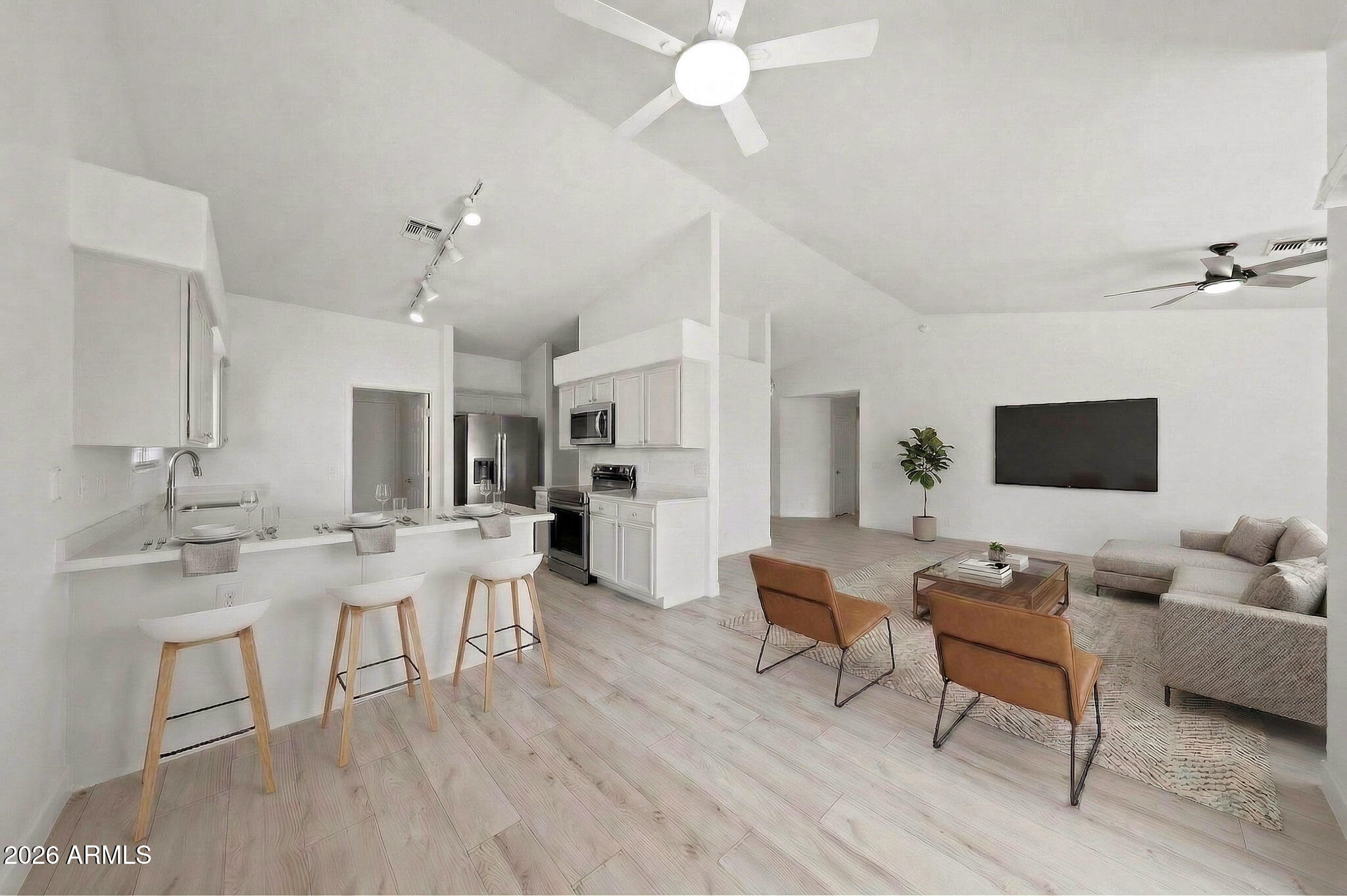 8817 W EL CAMINITO Drive