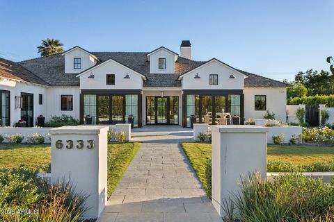 Photo of 6333 E Lafayette Boulevard, Scottsdale, AZ 85251 (MLS # 6947915)