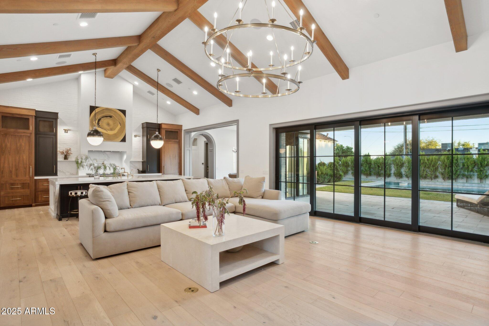 6333 E LAFAYETTE Boulevard