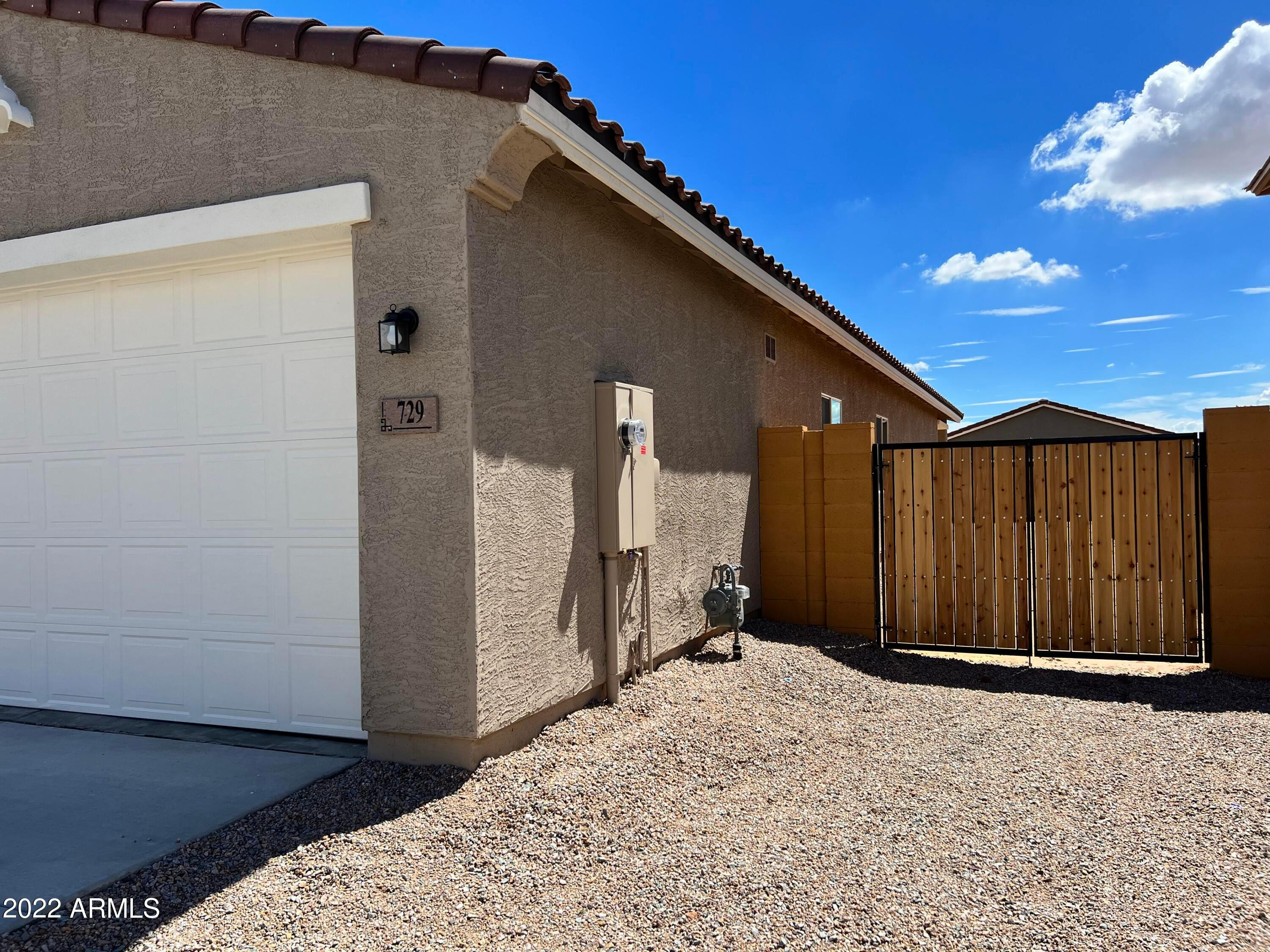 729 E Diamond Drive