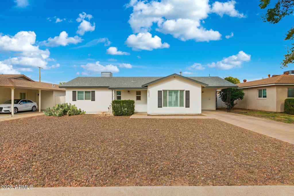 Photo of 2030 E Whitton Avenue, Phoenix, AZ 85016 (MLS # 6976589)