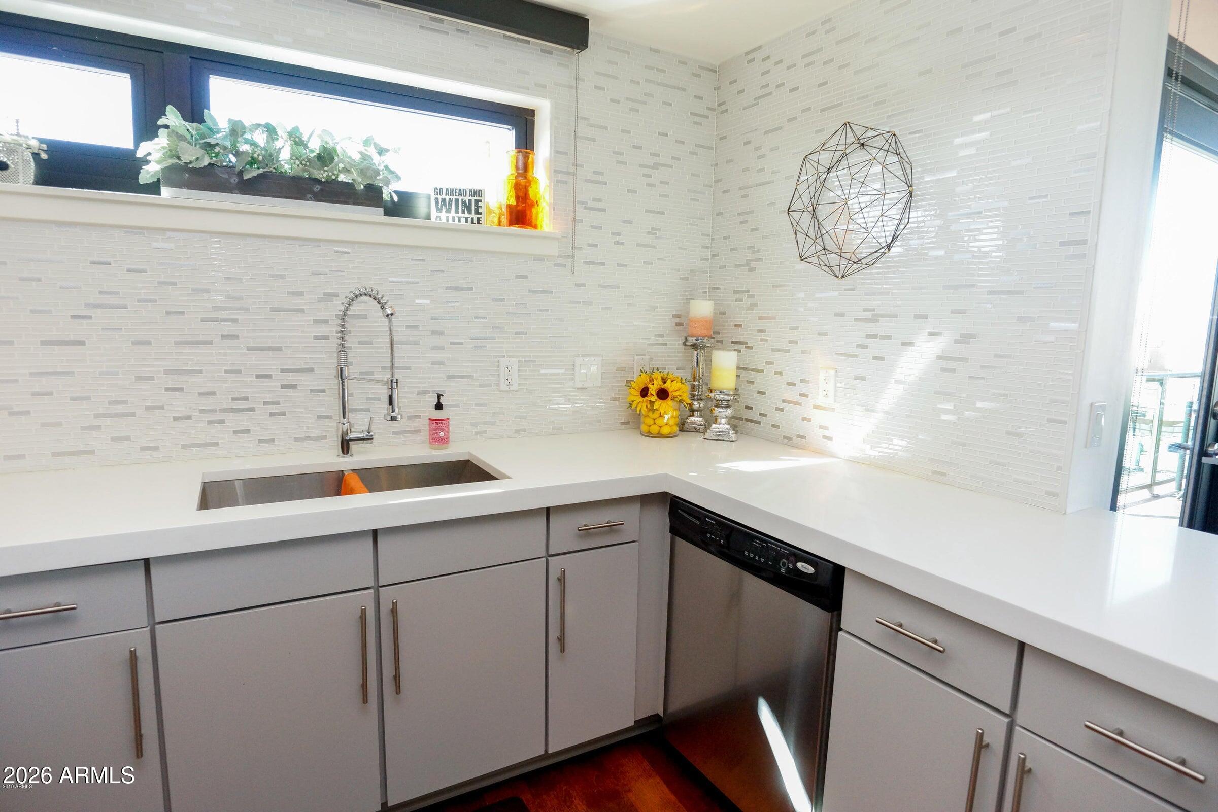 310 S 4TH Street 601