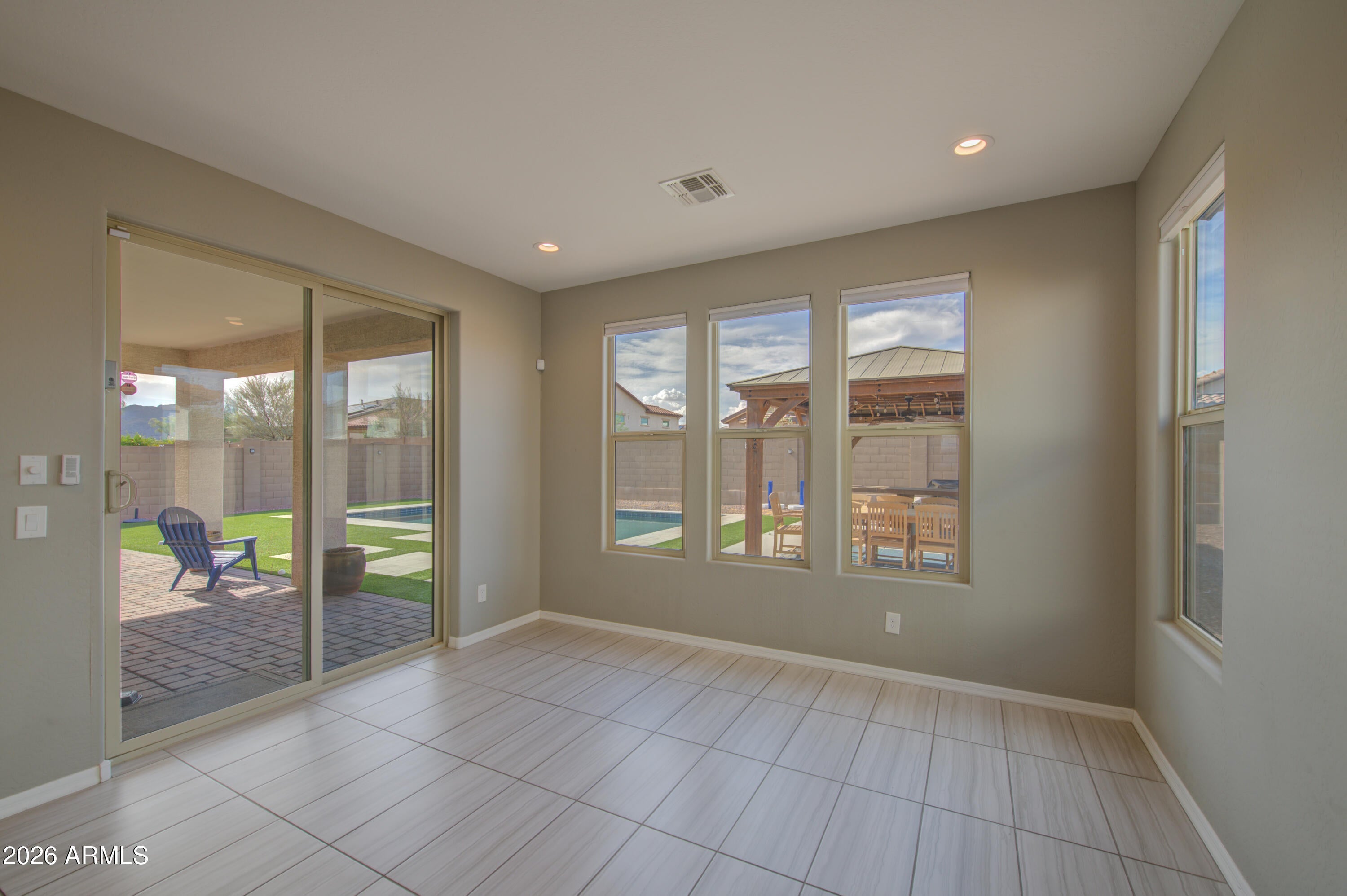19040 W BECKER Lane