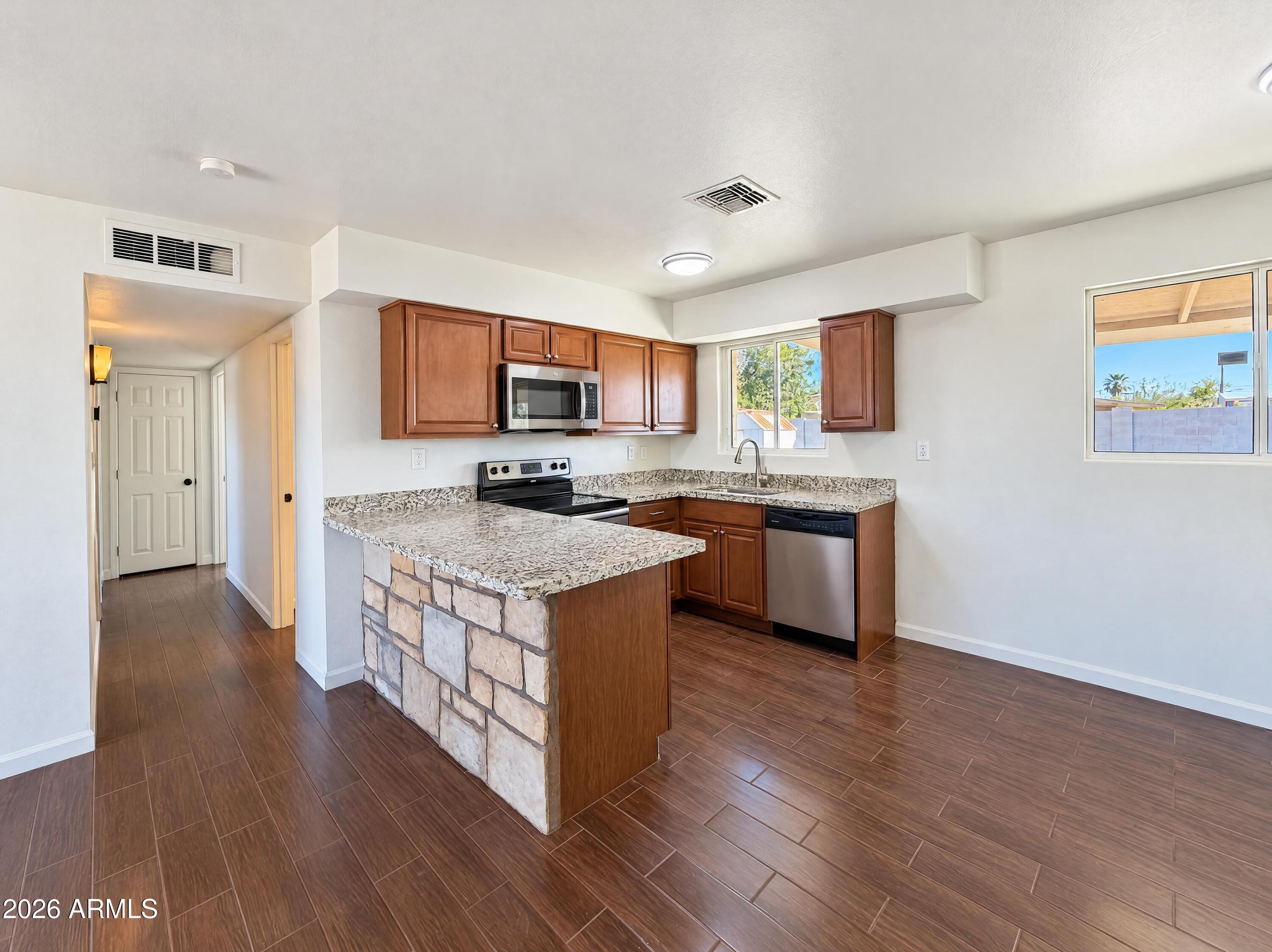 Homes for Sale in Queen Creek Arizona 2 2221 W ALTADENA Avenue