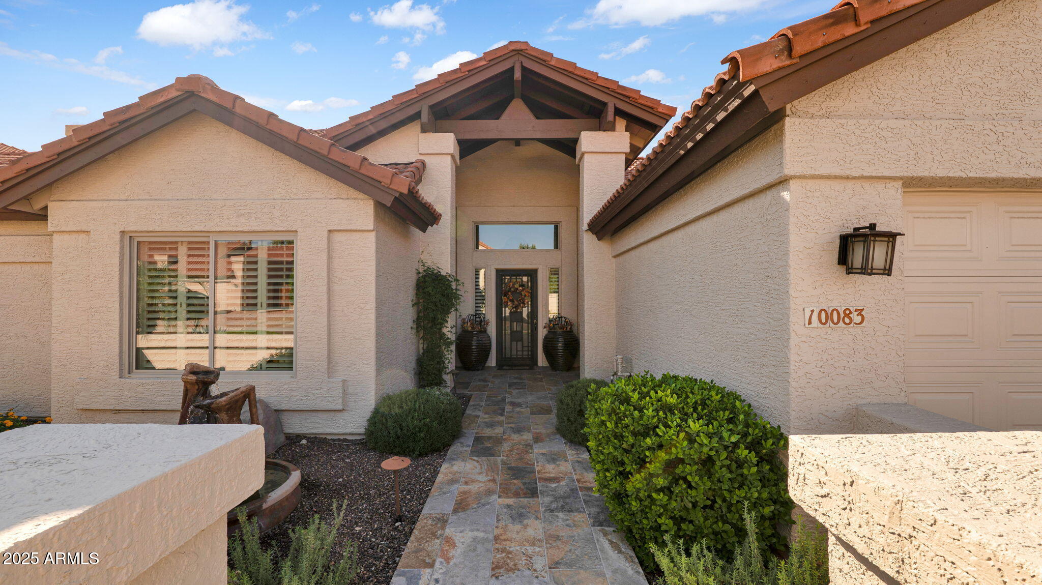 10083 E DREYFUS Avenue