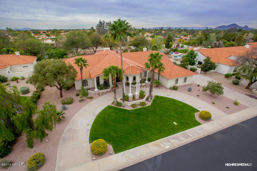 Photo 1 of 37 — 10901 E FANFOL Lane, Scottsdale, AZ 85259
