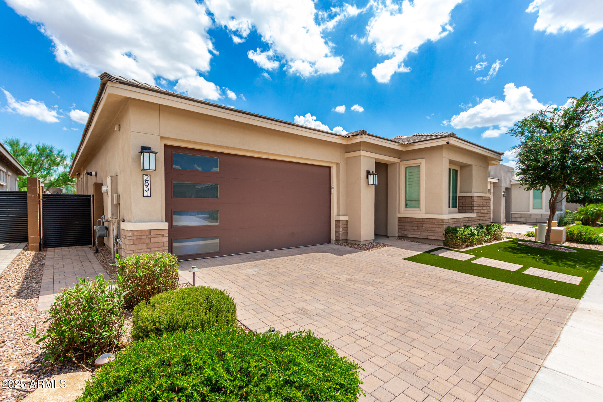 2831 E LOS GATOS Drive