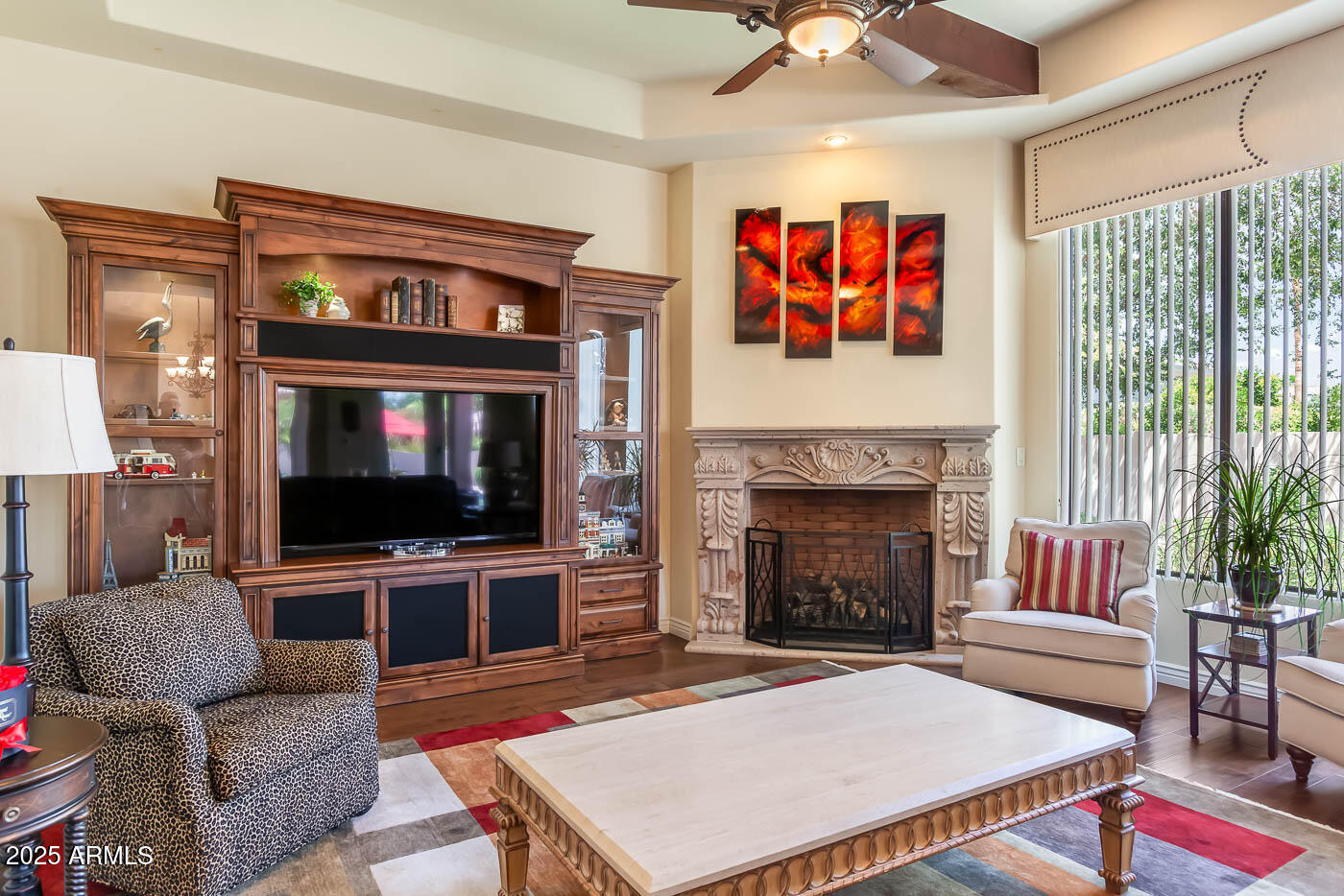 2778 E LOCUST Drive