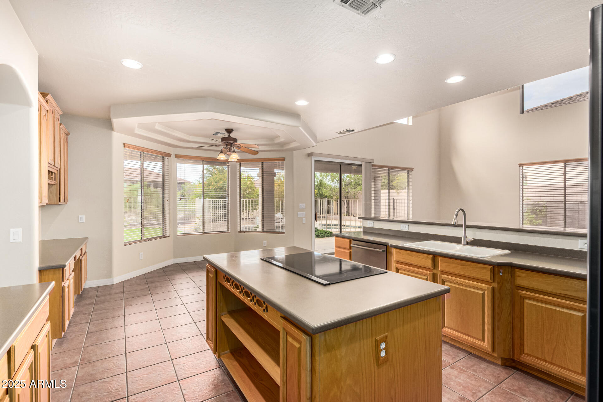 5506 E CALLE DEL SOL --